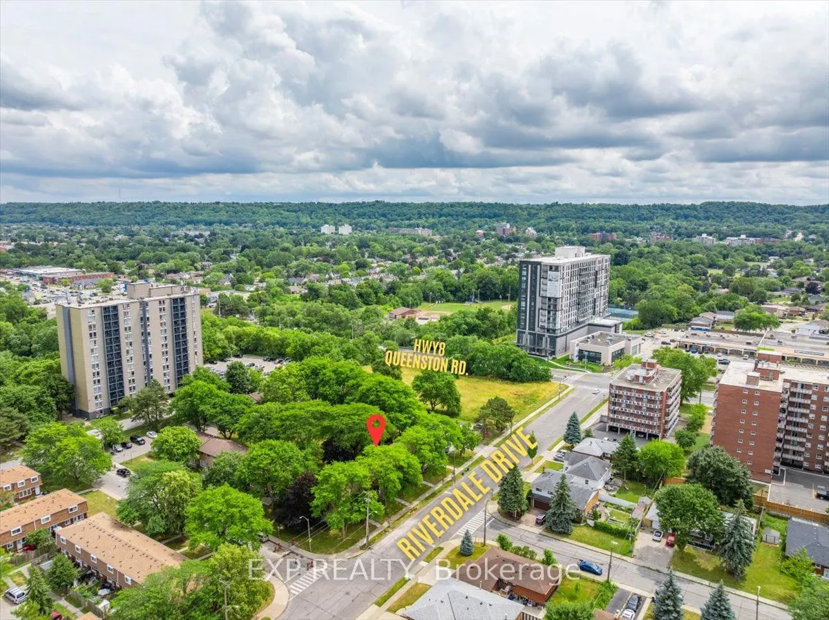 32 Riverdale Drive, #6