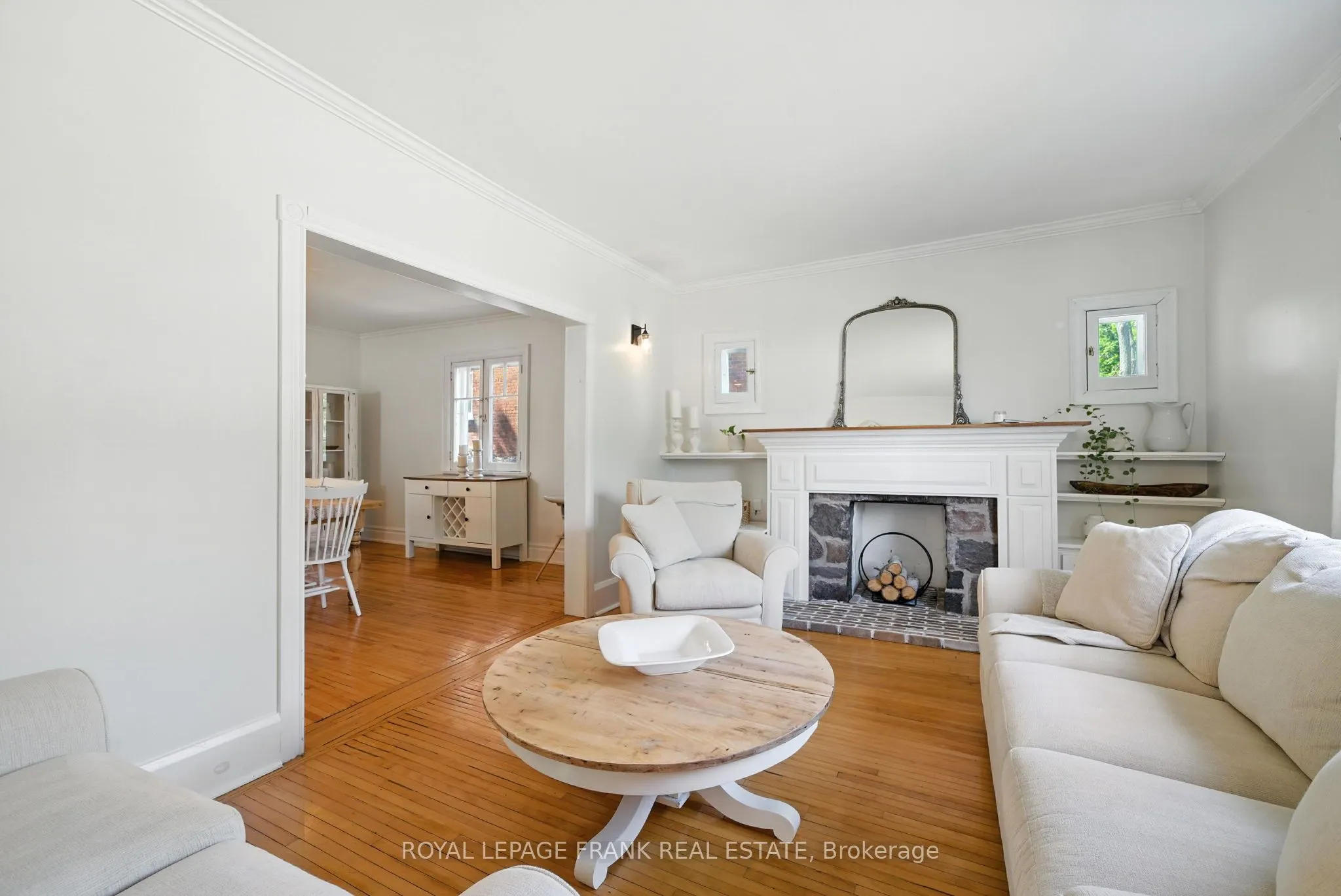 41 Sussex Street N