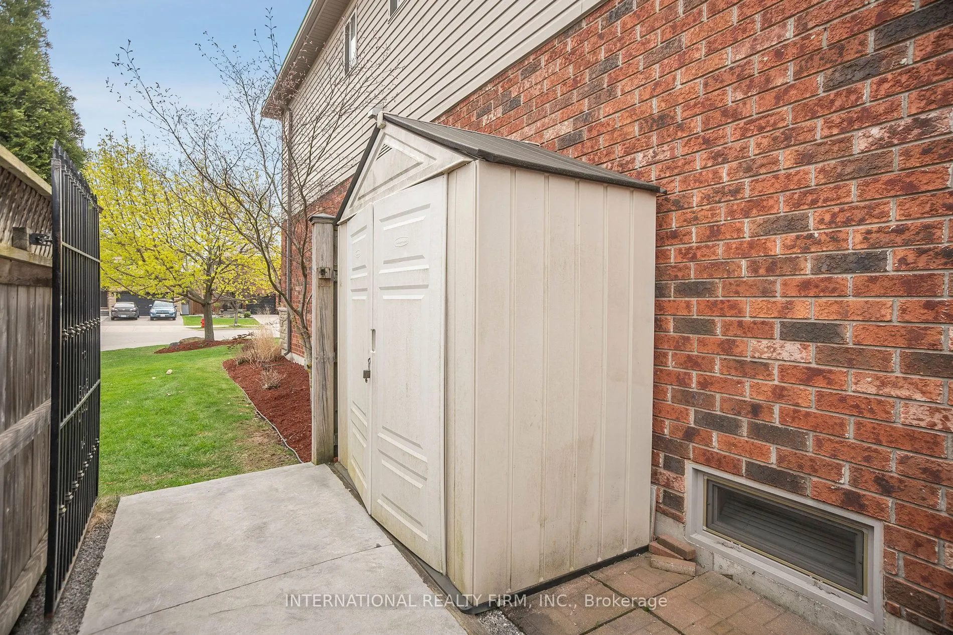 108 Great Oak Trail