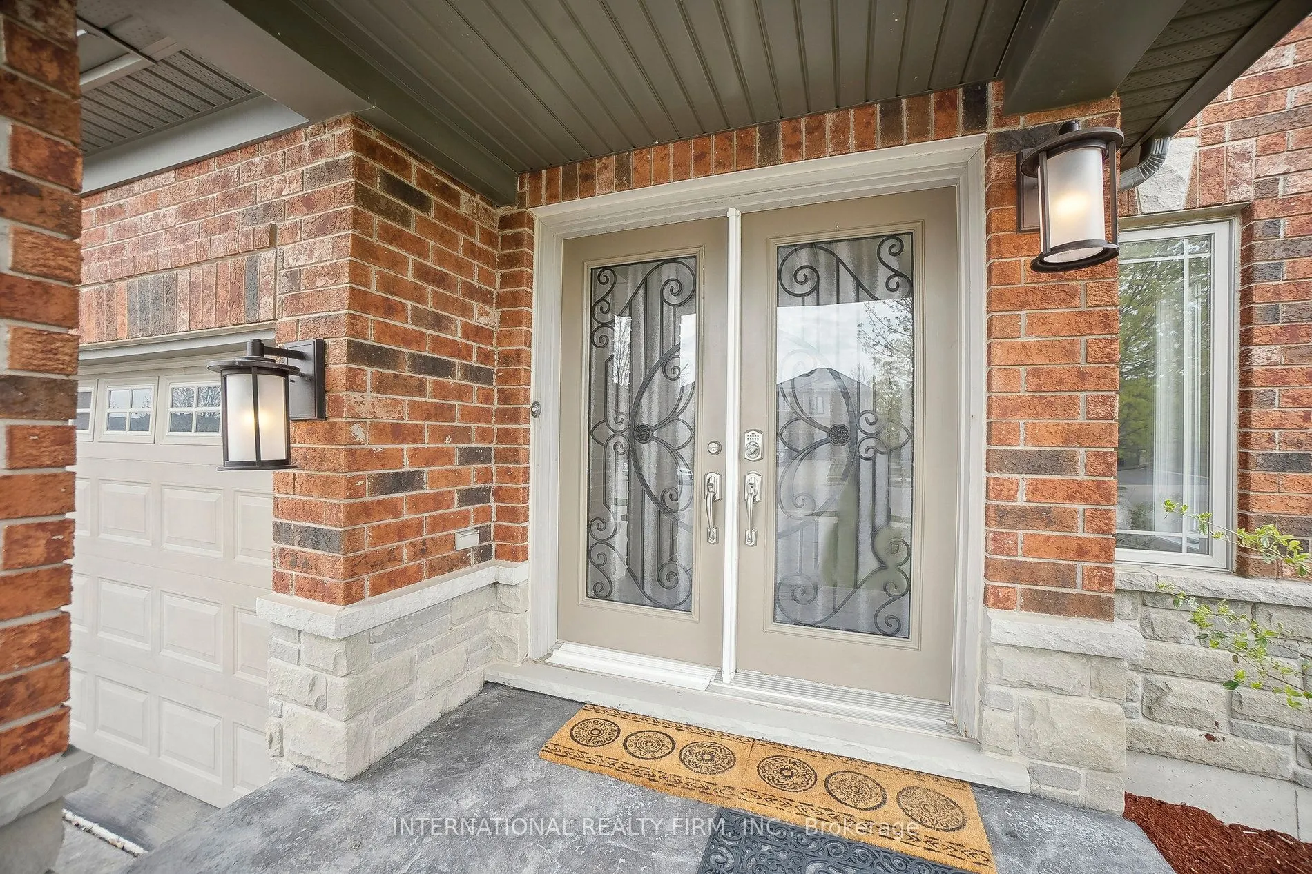 108 Great Oak Trail
