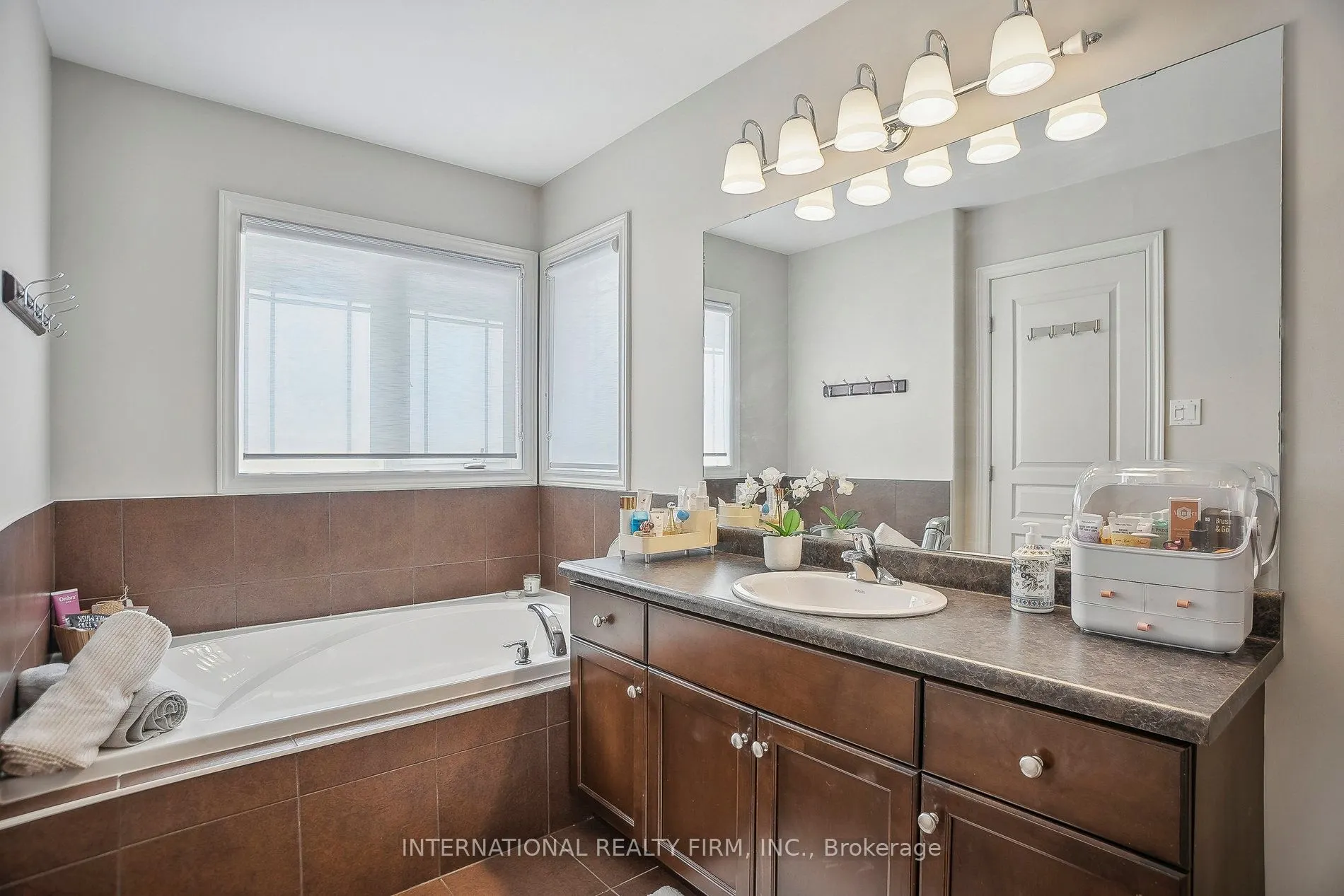 108 Great Oak Trail