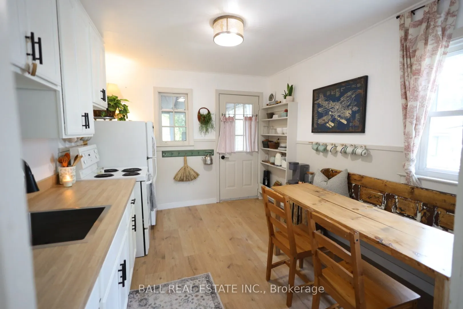 542 Sidney Road