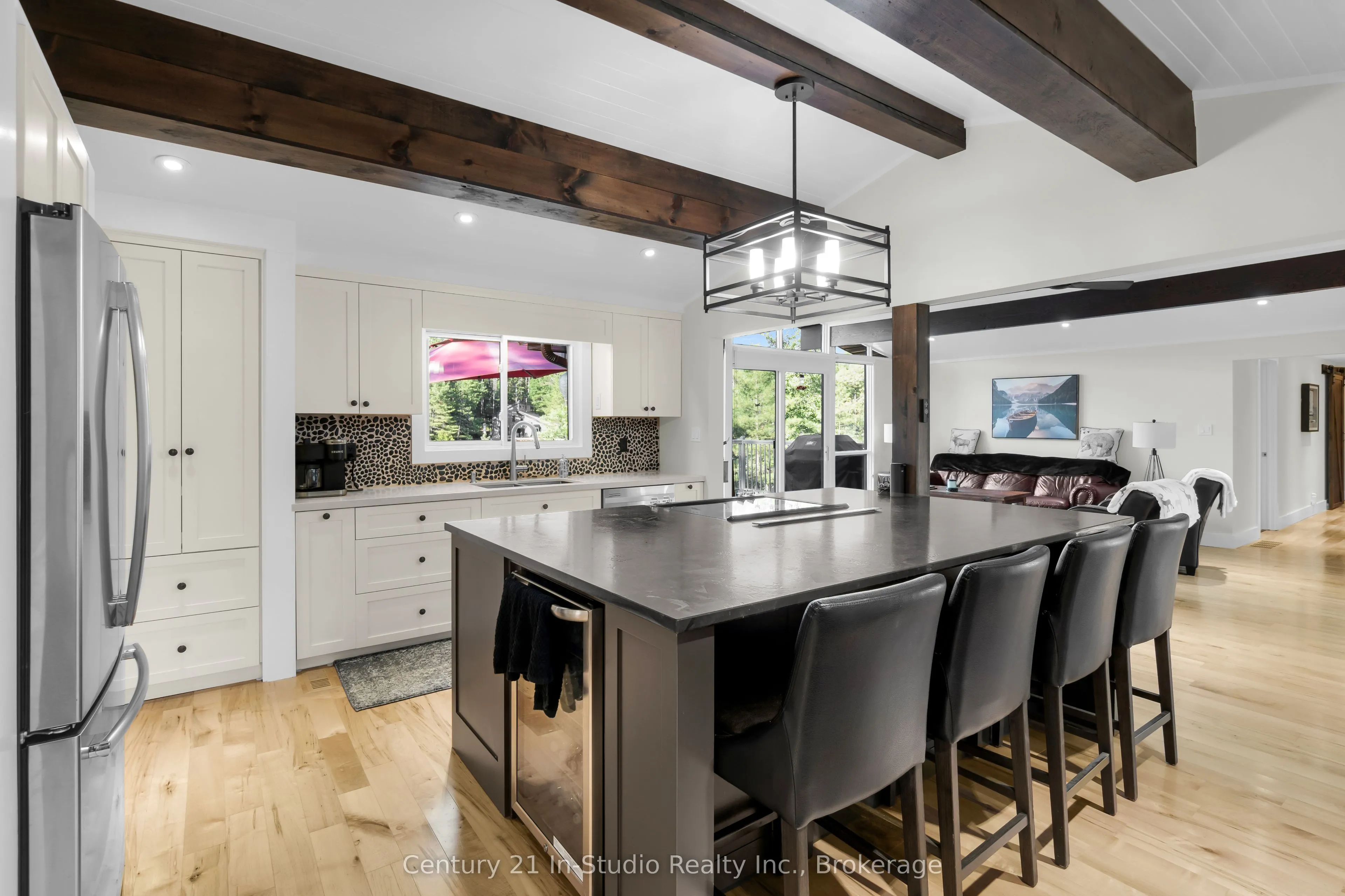 551 Peninsula Road