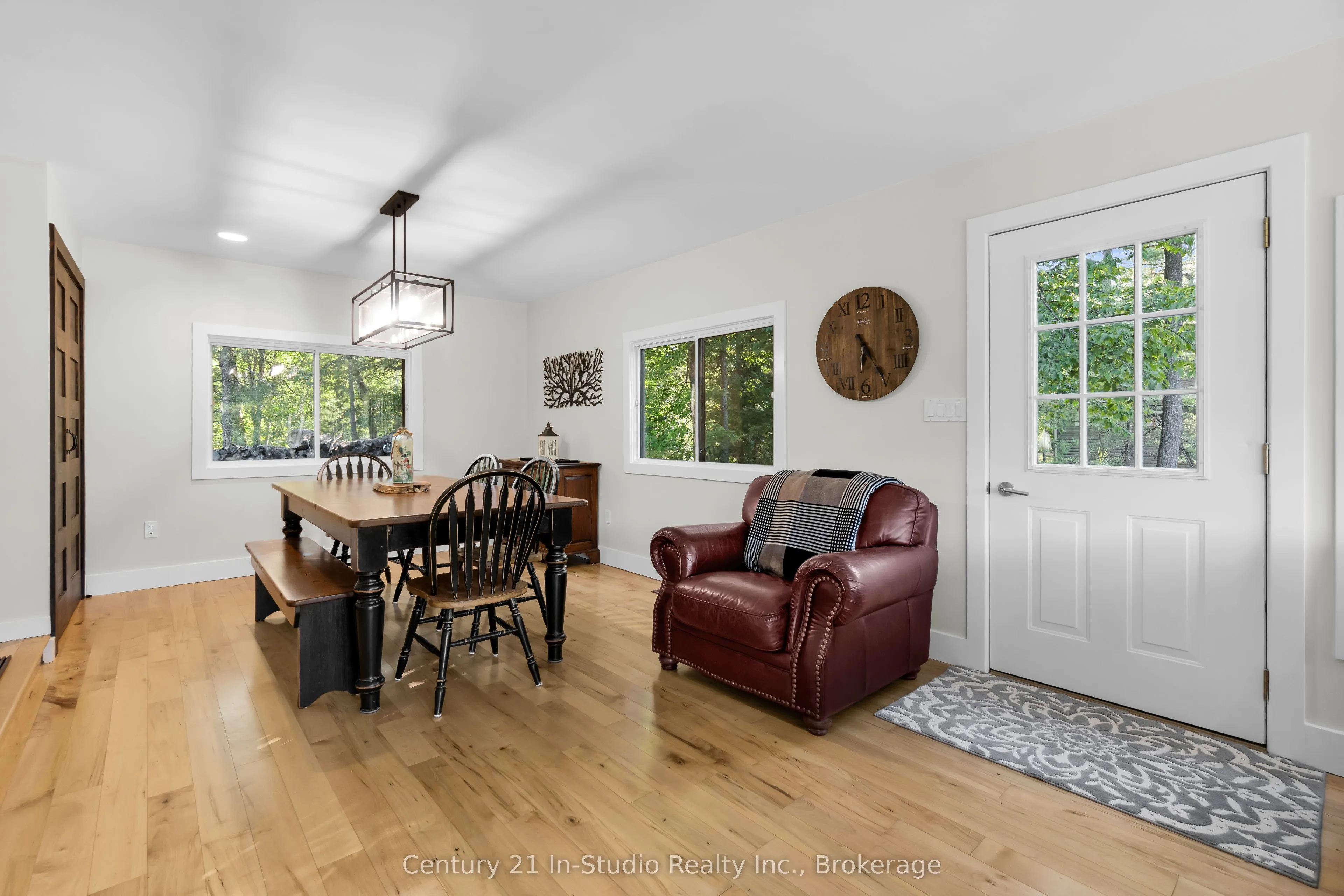 551 Peninsula Road