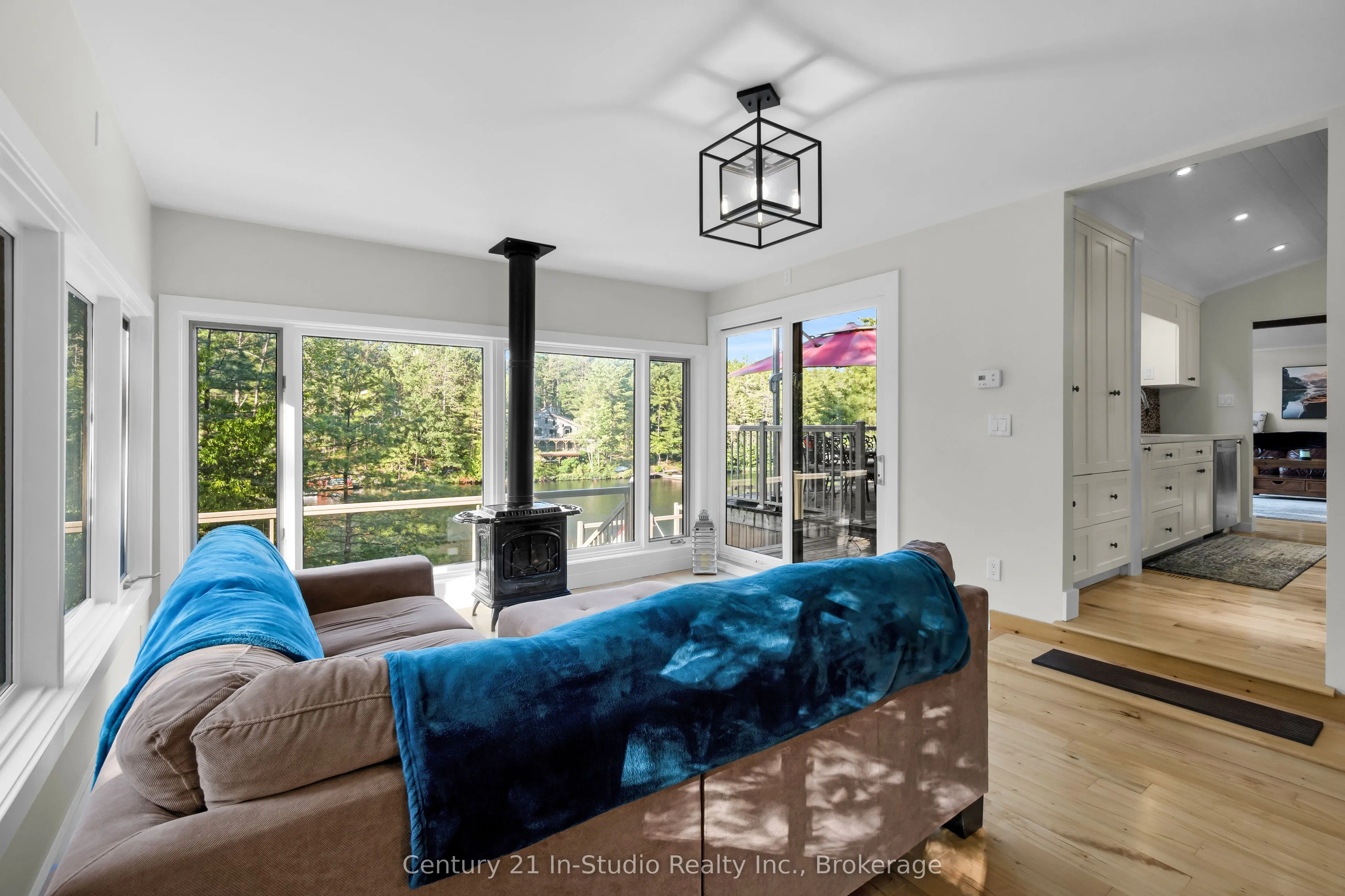 551 Peninsula Road