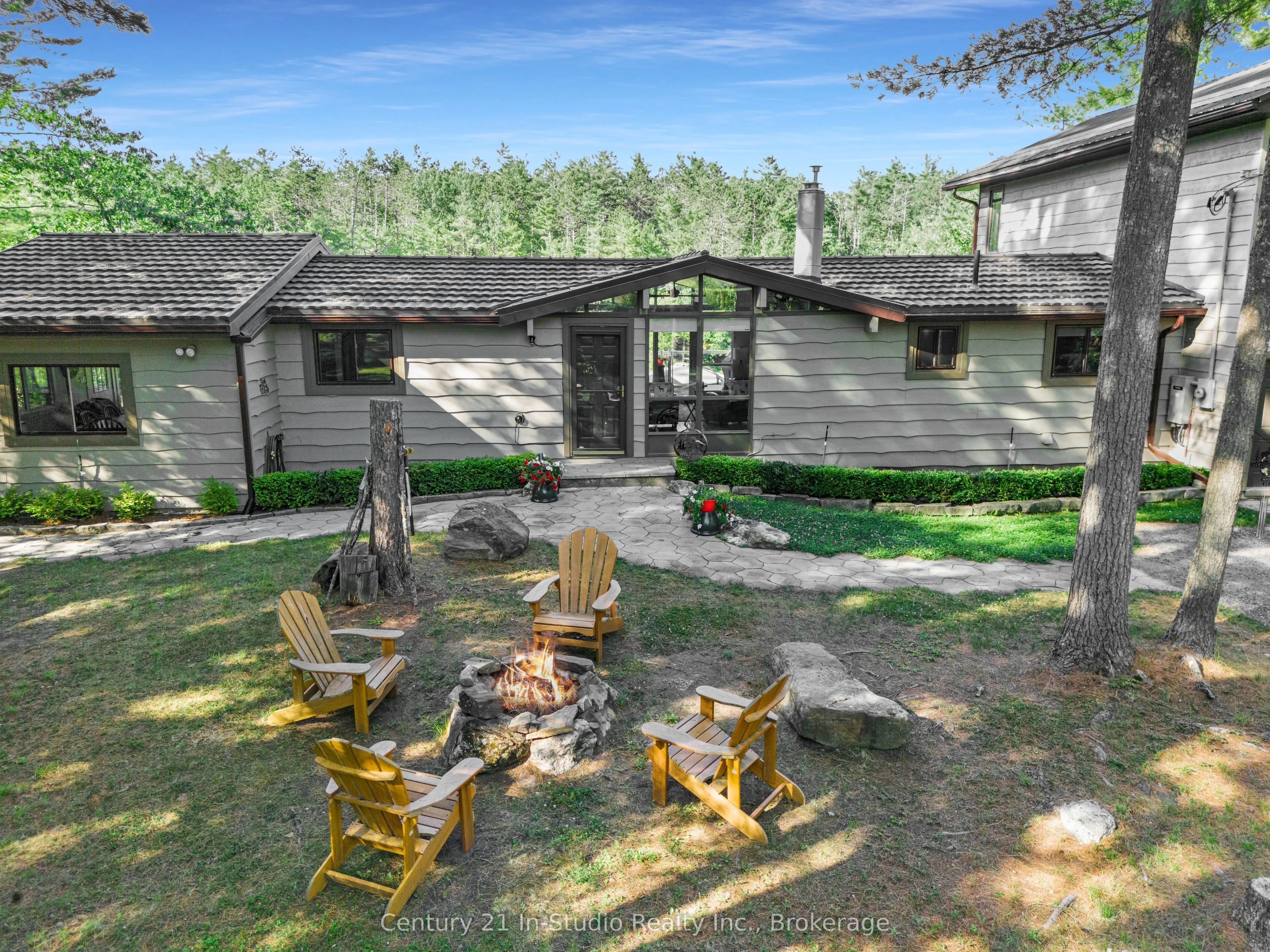 551 Peninsula Road