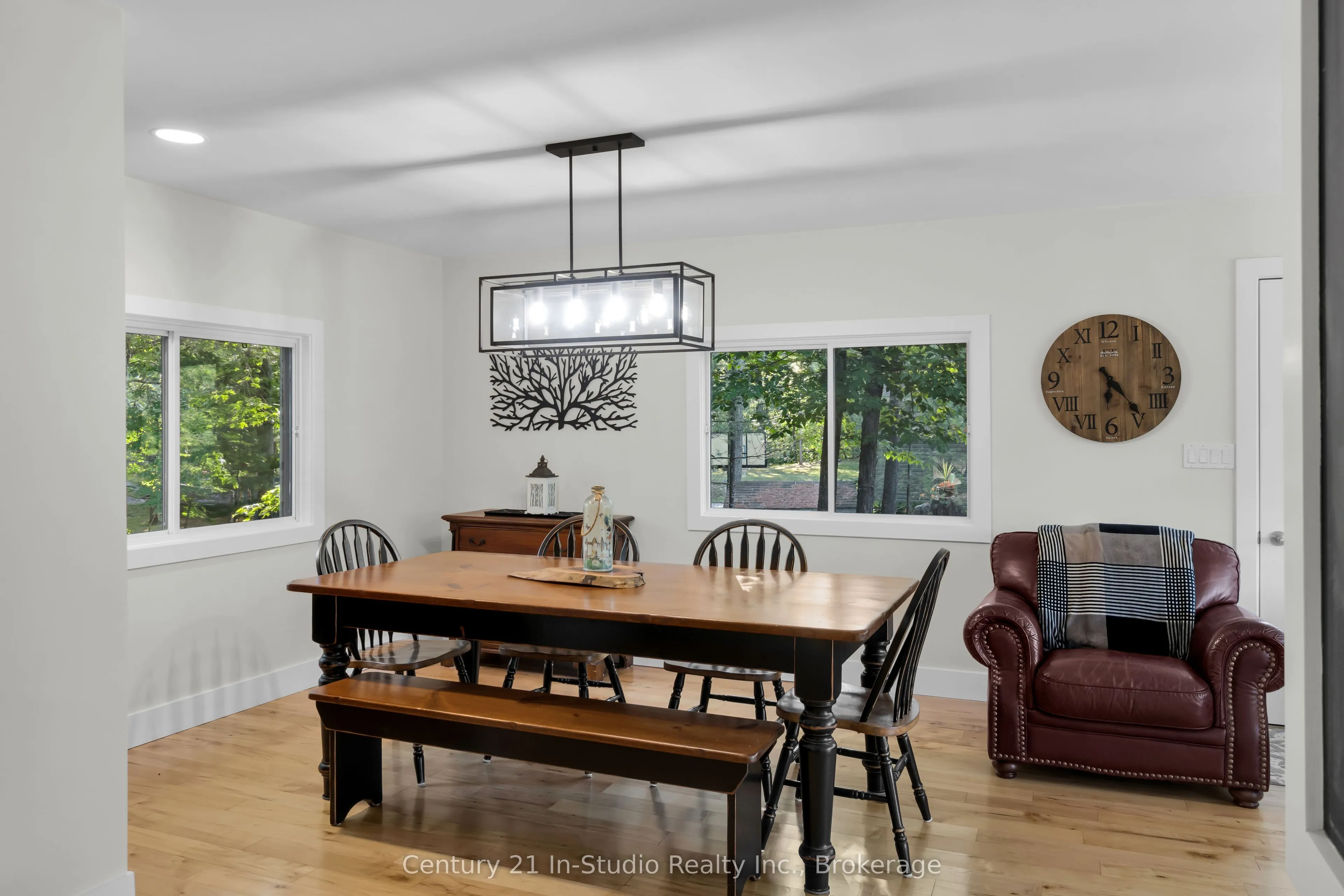 551 Peninsula Road