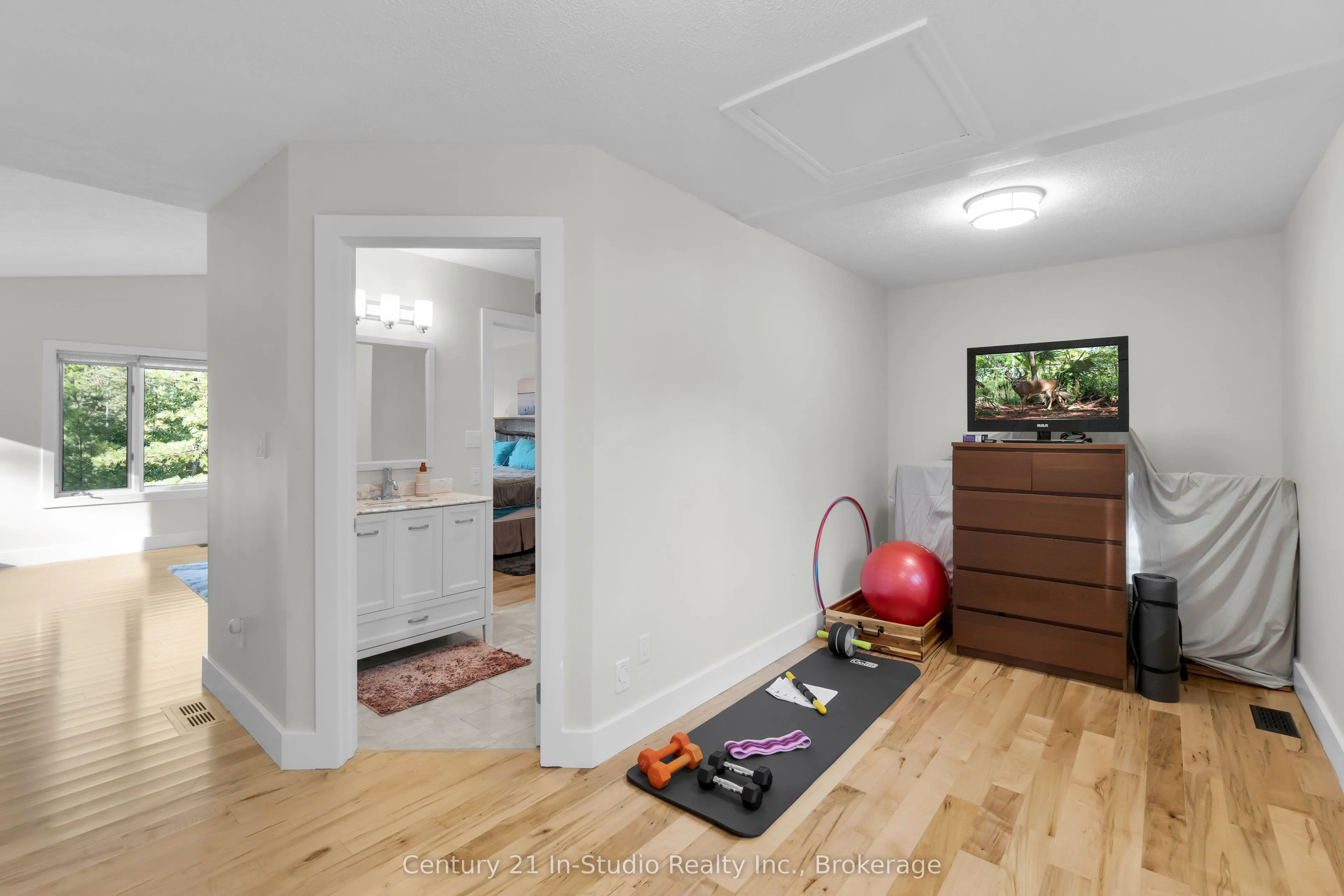 551 Peninsula Road
