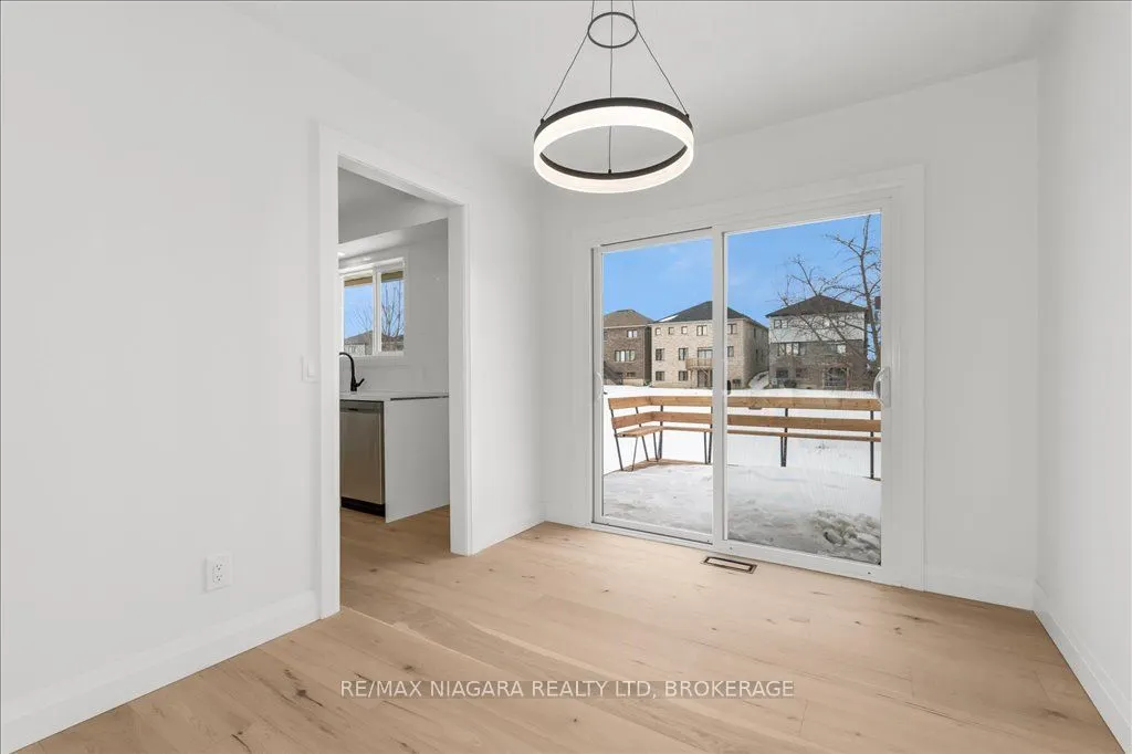 97 King St Street E