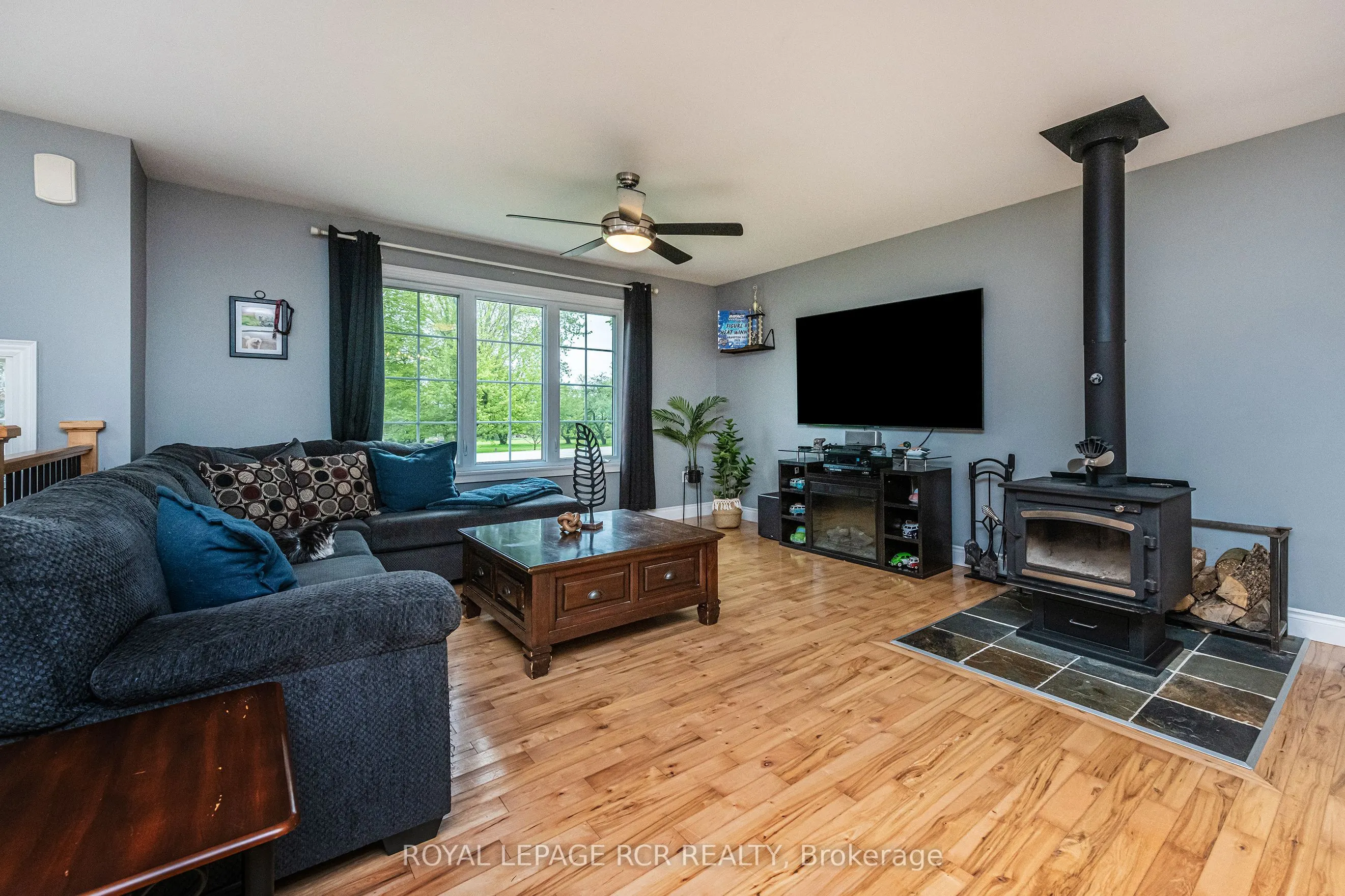 402187 County Road 15
