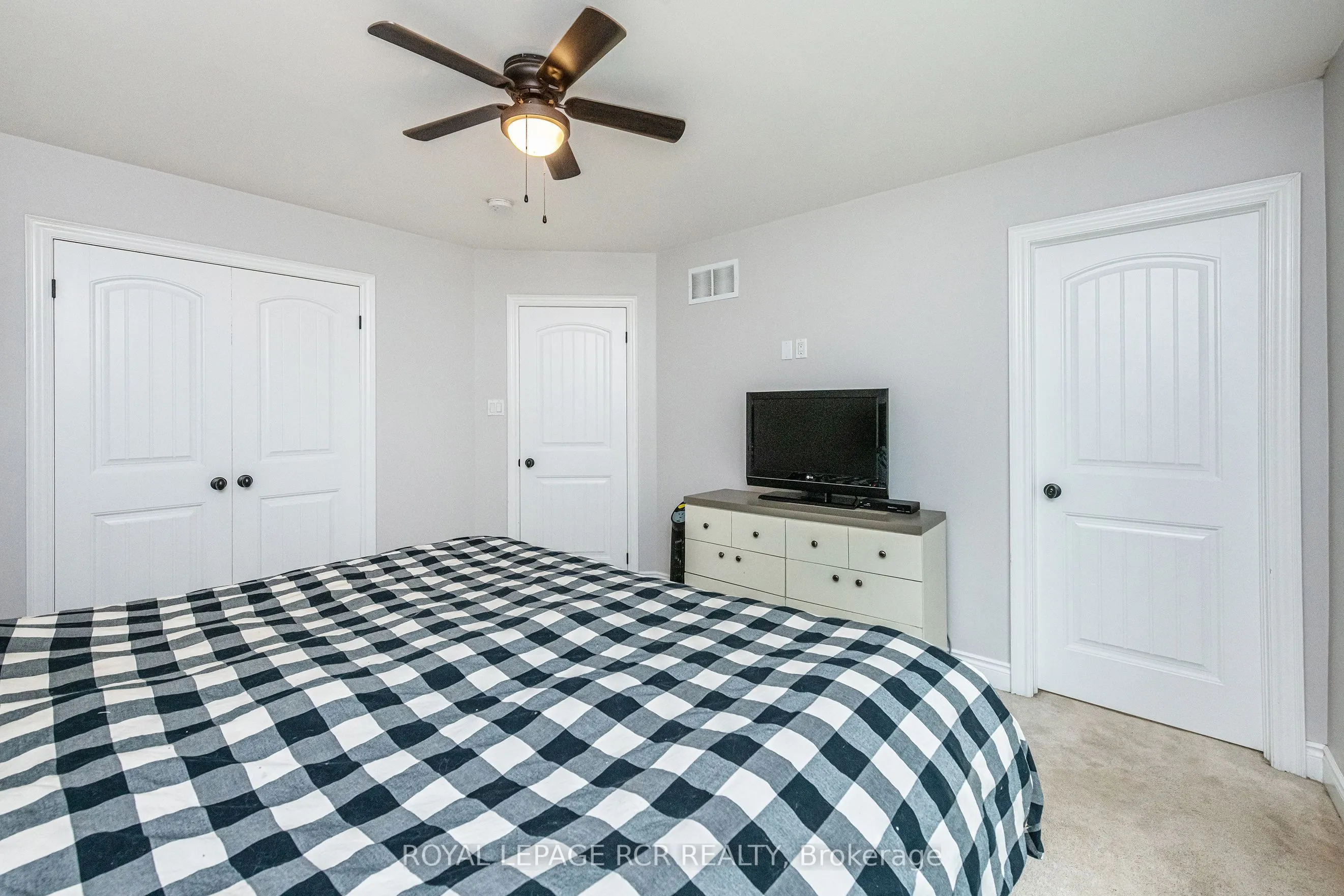 402187 County Road 15