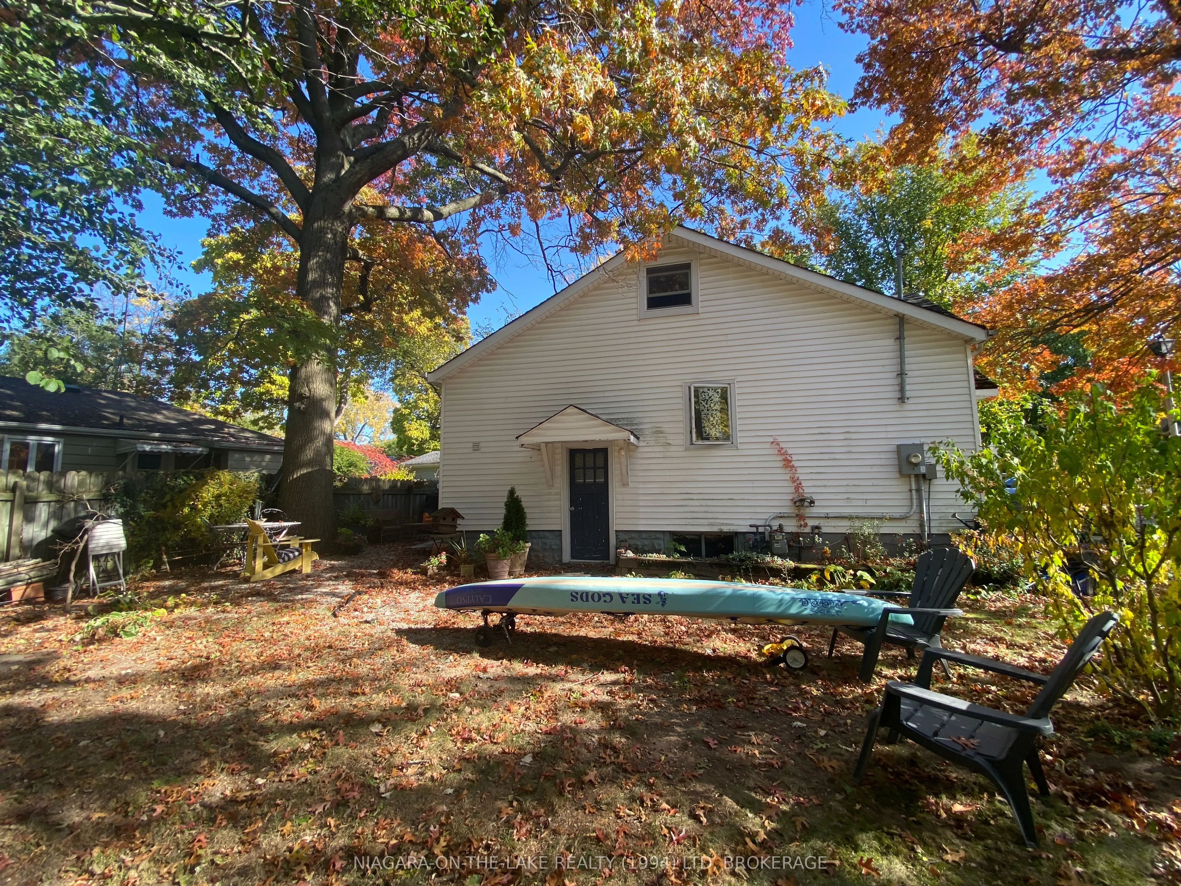 7 Wyckliffe Avenue