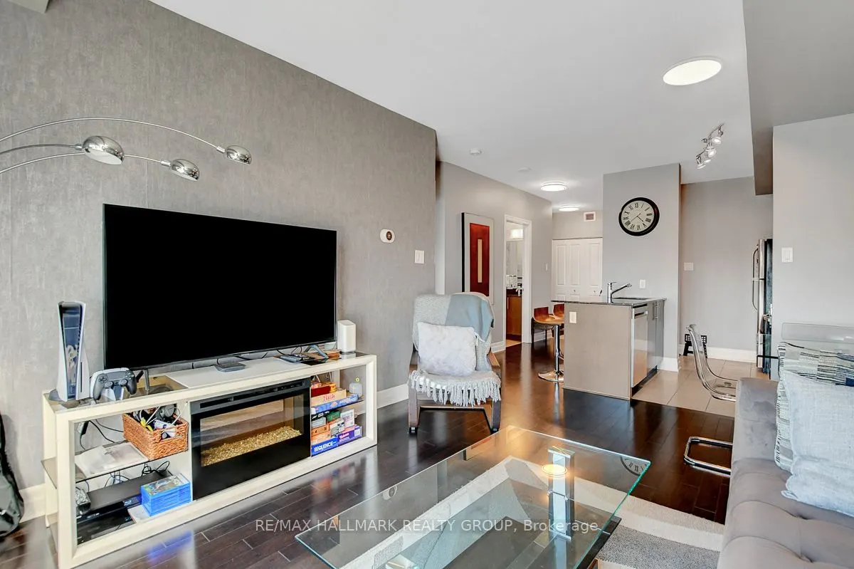 90 Landry Street, #1101