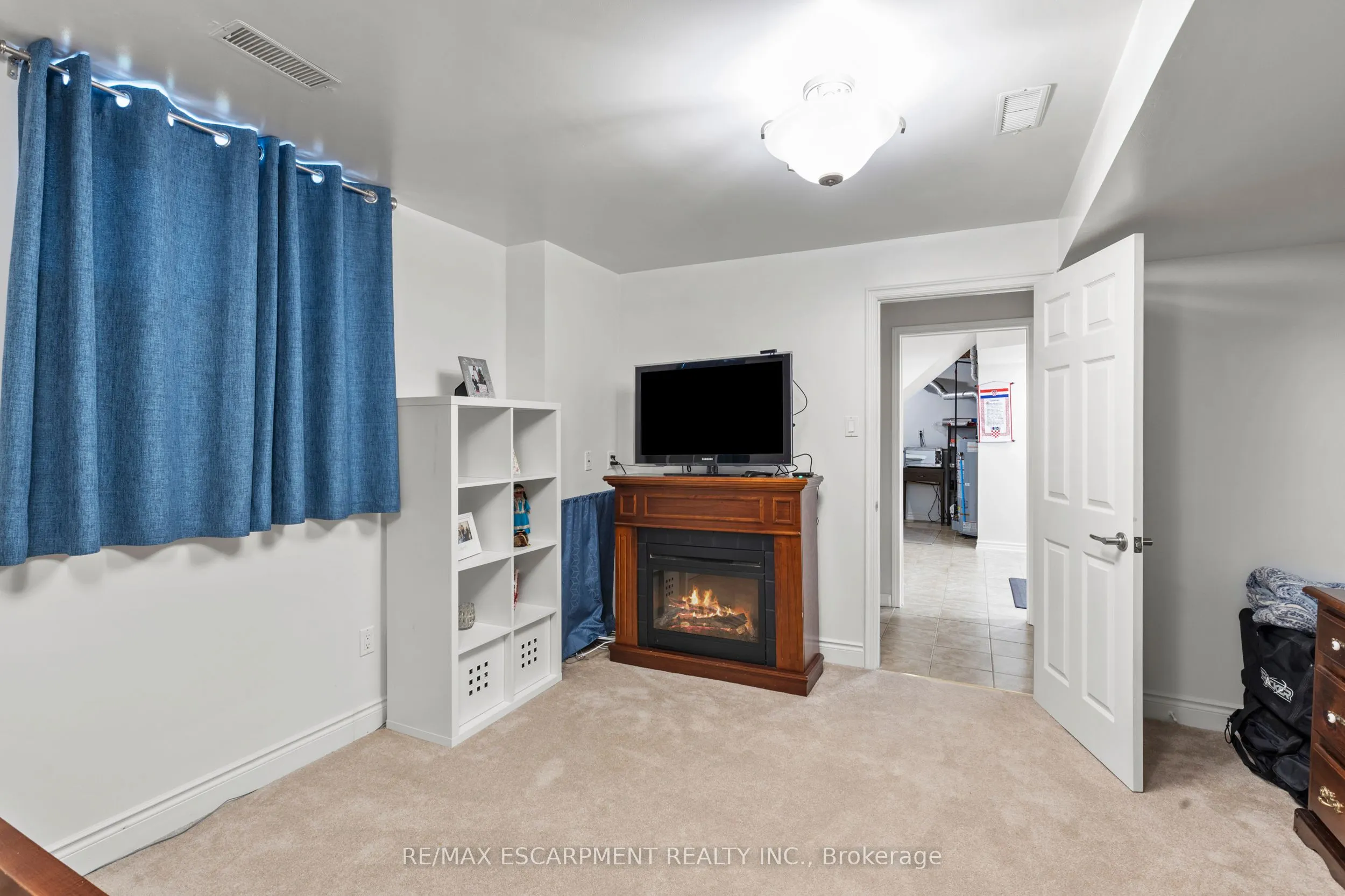 15 Debora Drive