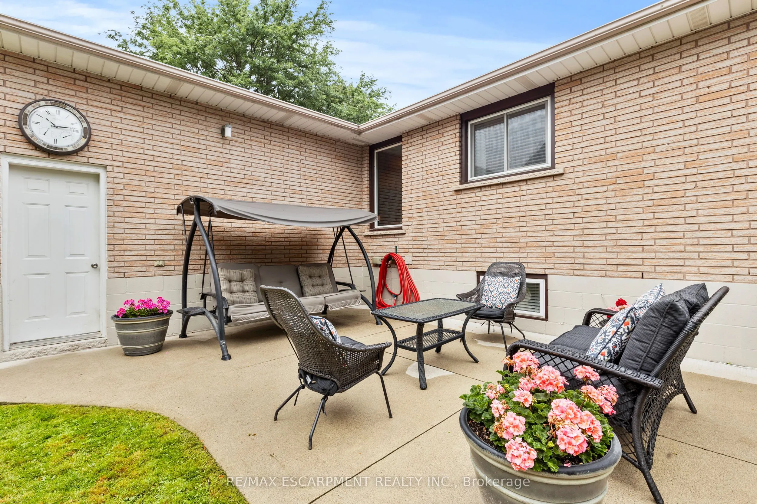 15 Debora Drive