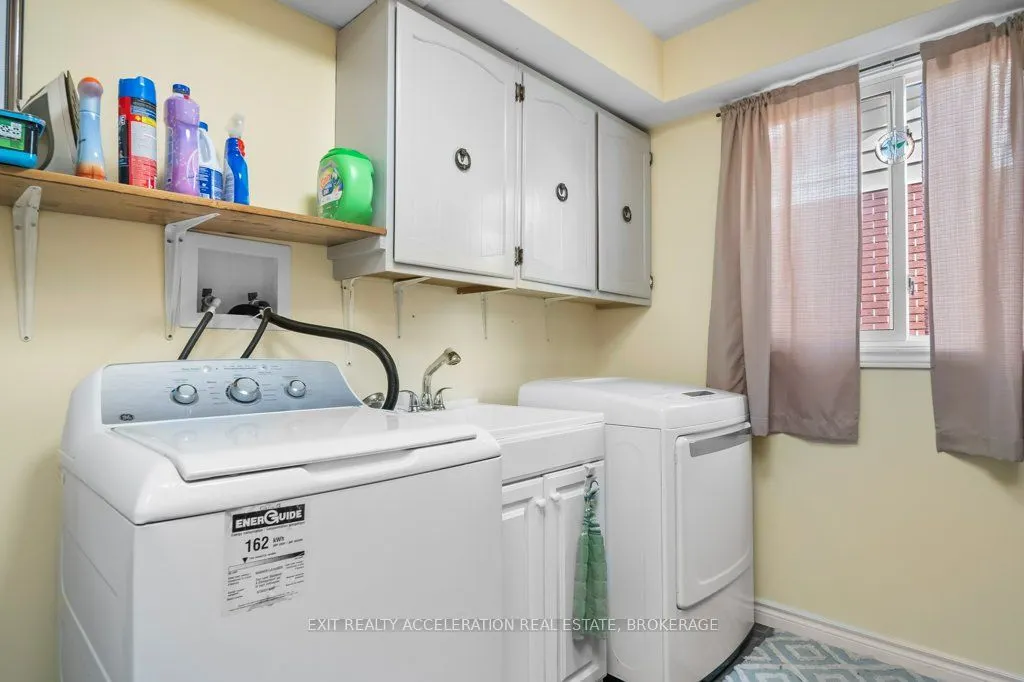 241 Smart Crescent