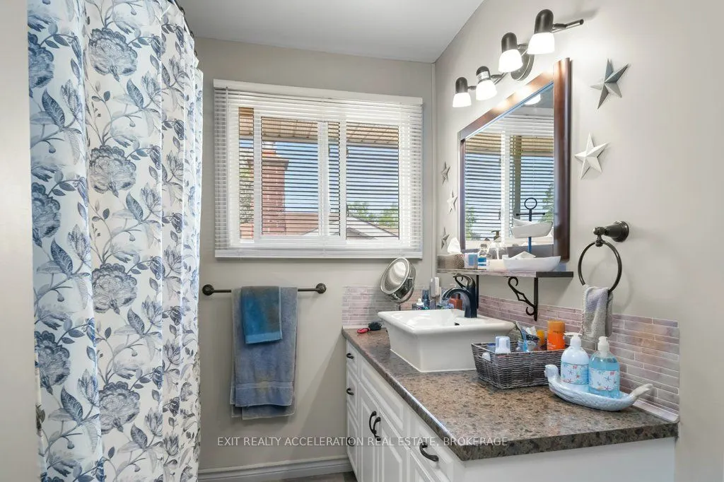 241 Smart Crescent