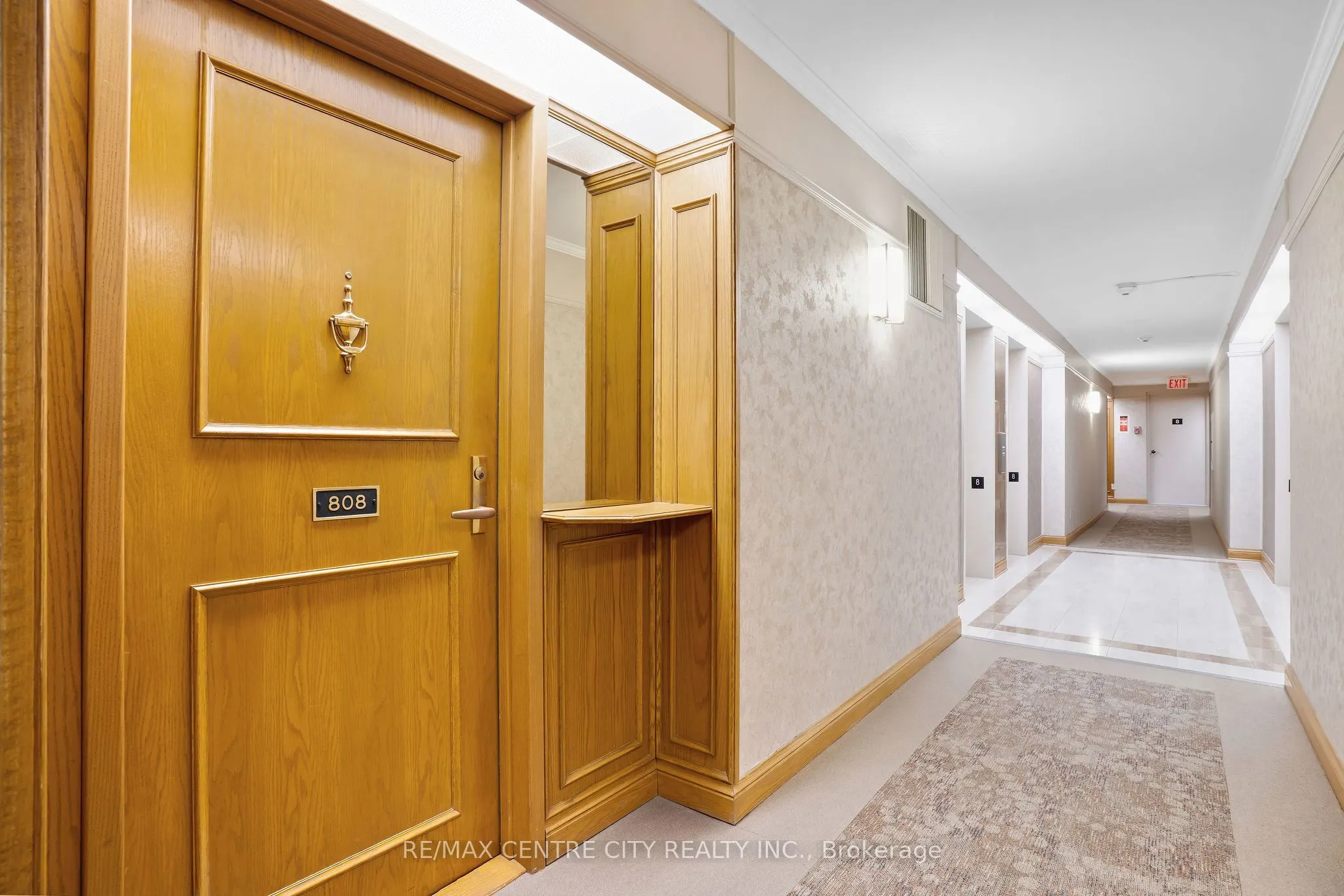 4 Willow Street, #808
