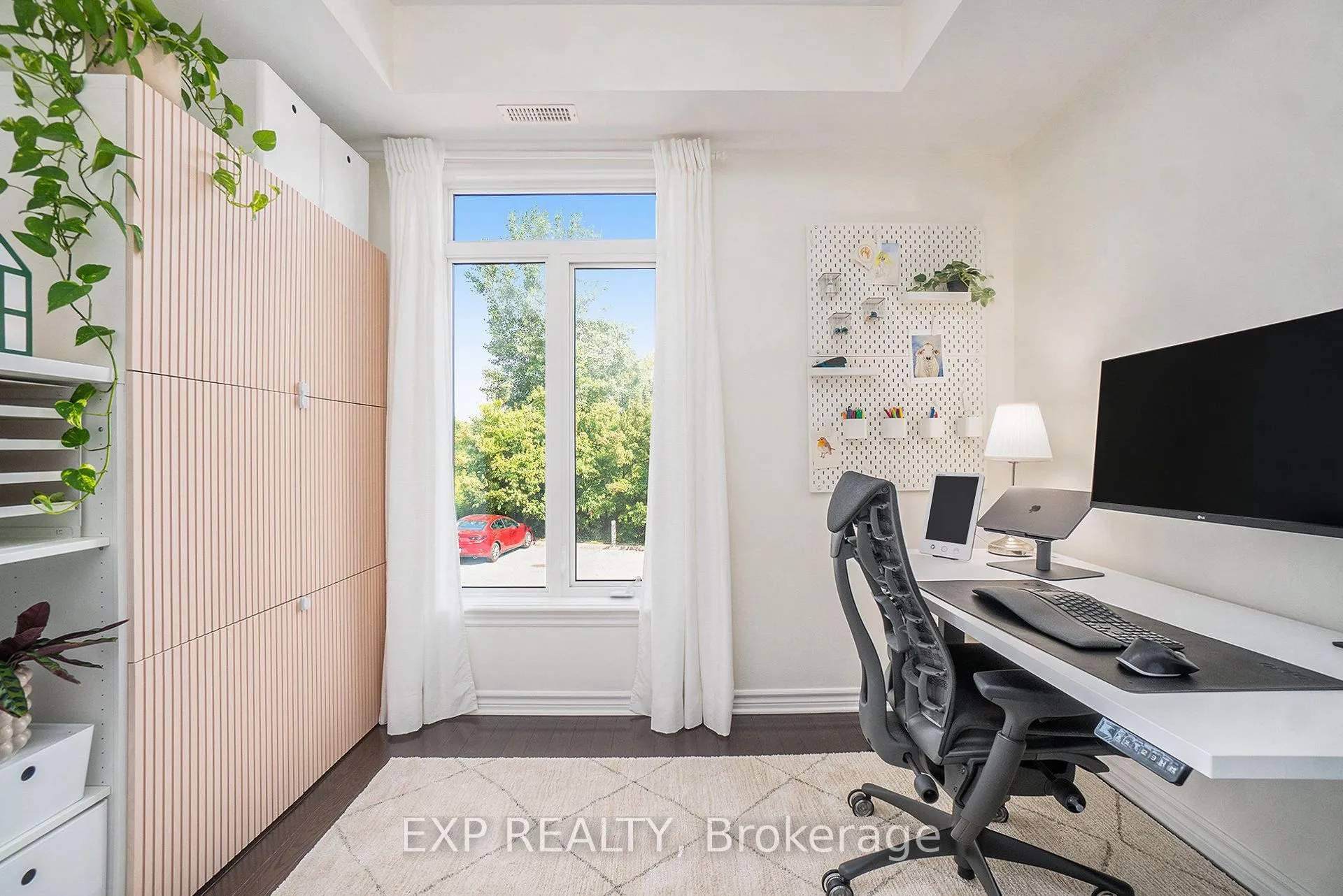 655 Beauparc Private, #205