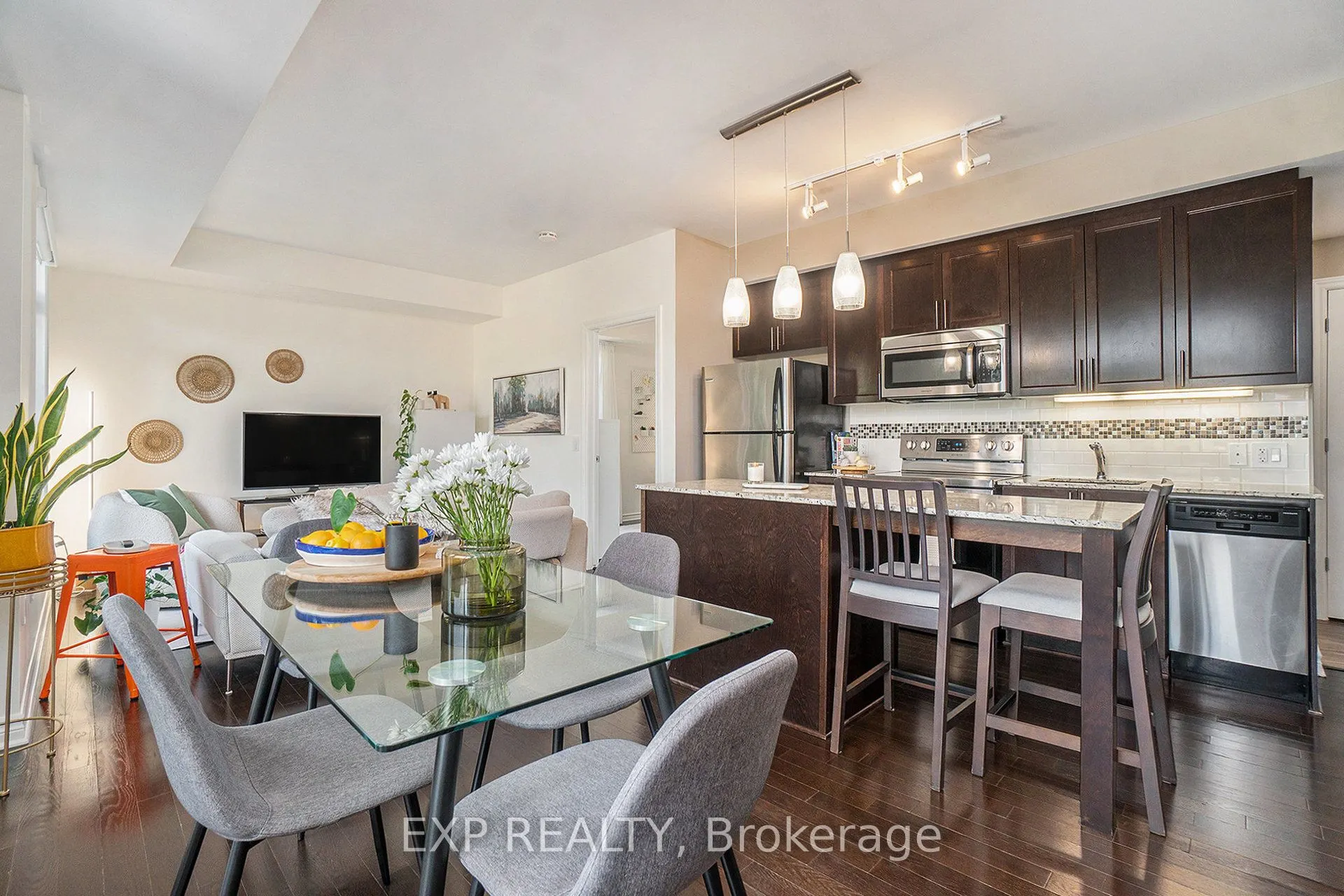 655 Beauparc Private, #205