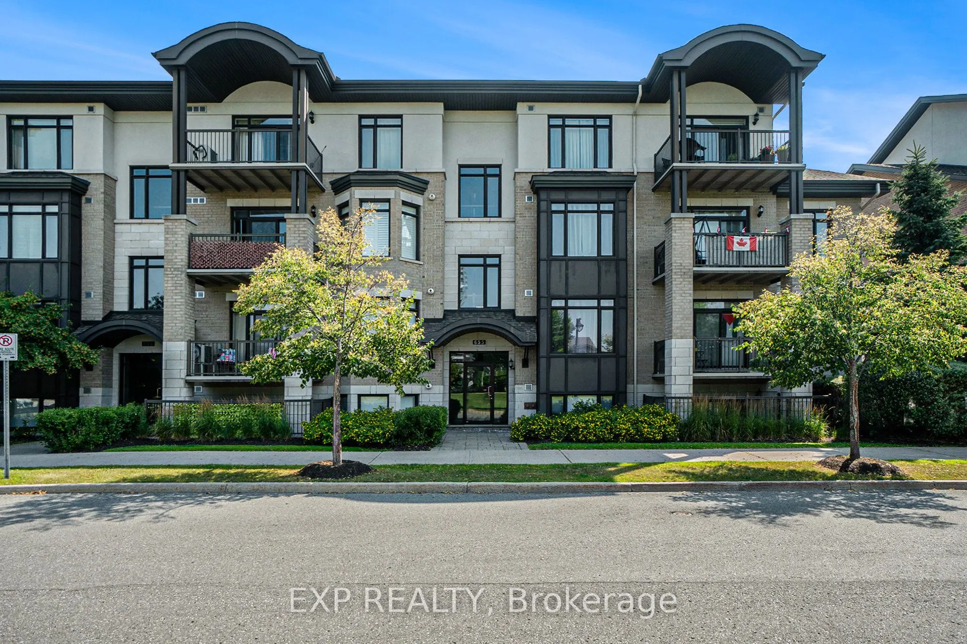 655 Beauparc Private, #205