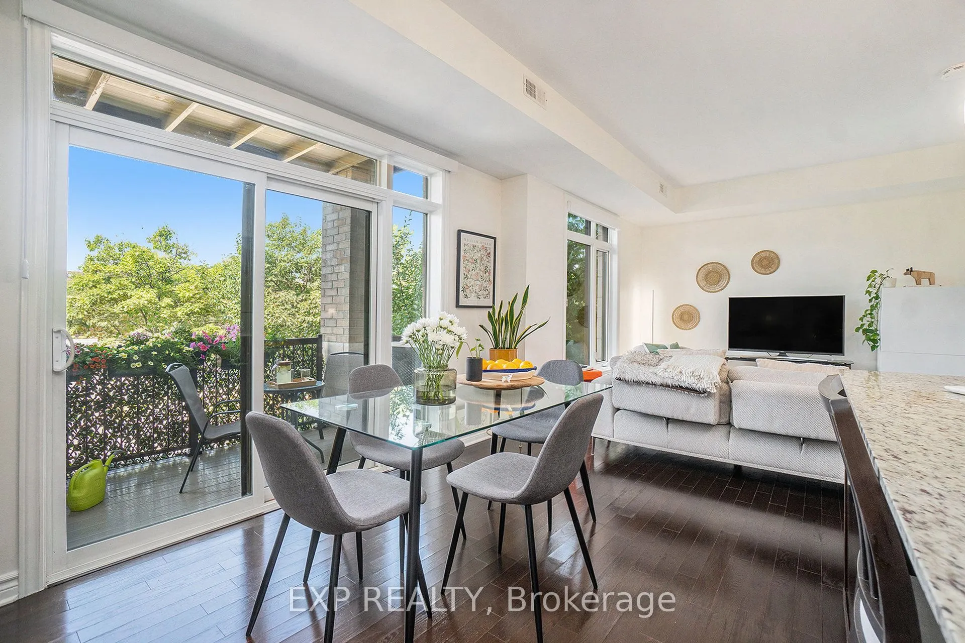 655 Beauparc Private, #205
