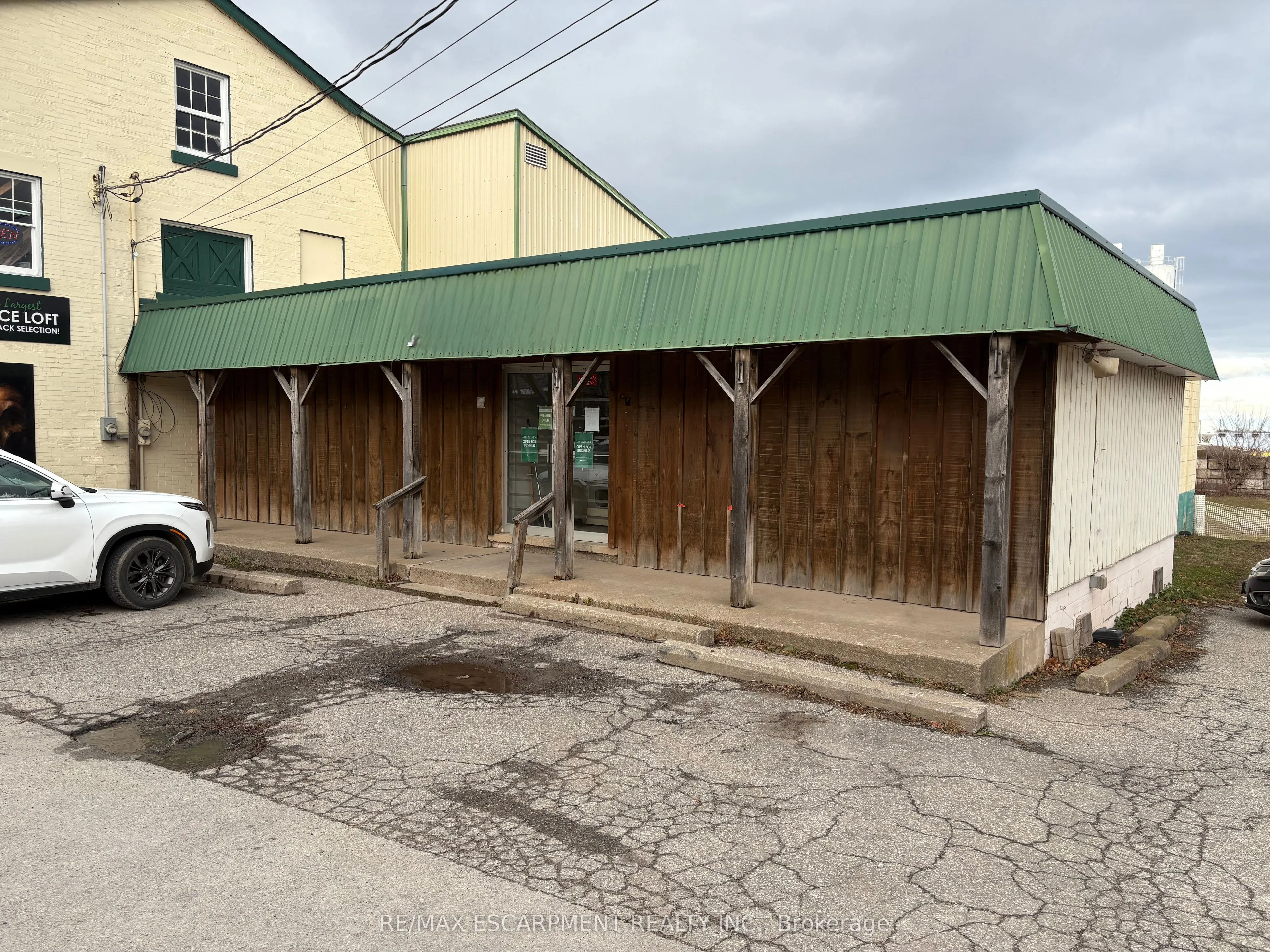 4839 King Street, #B