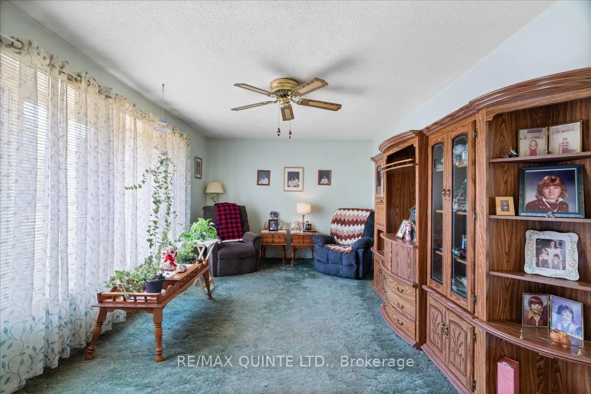 319 Montrose Road N