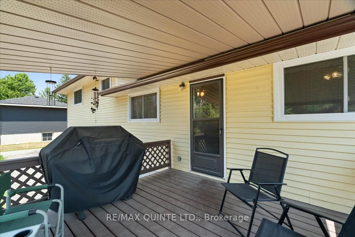 319 Montrose Road N