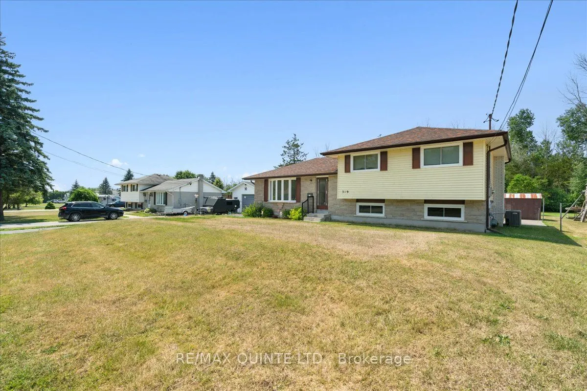 319 Montrose Road N