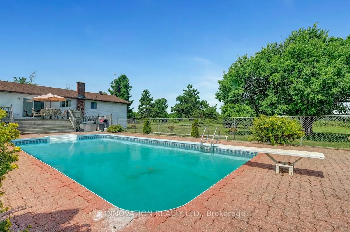 1565 Lindsay Road