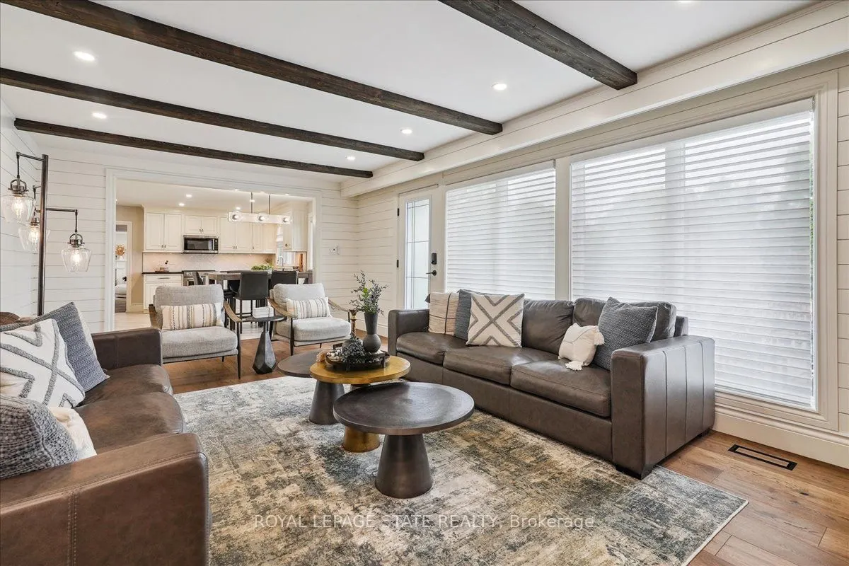 10 Azalea Court