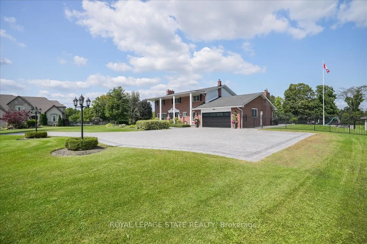 10 Azalea Court