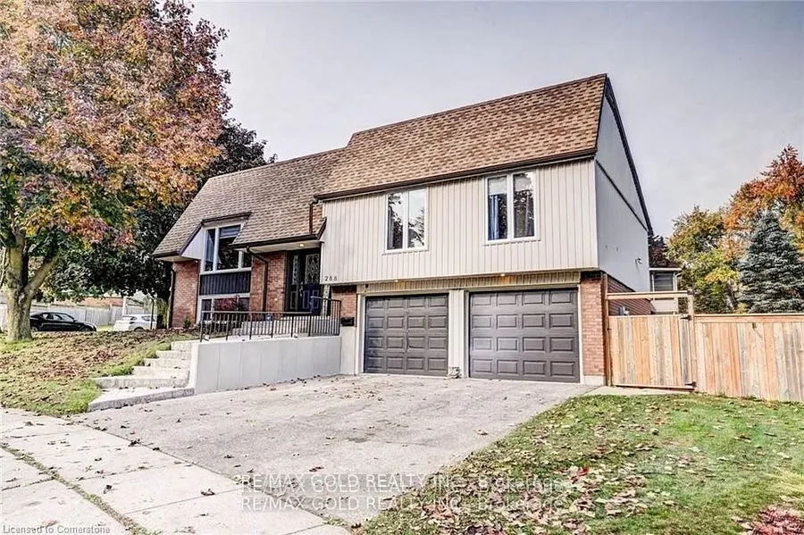 288 Salisbury Avenue