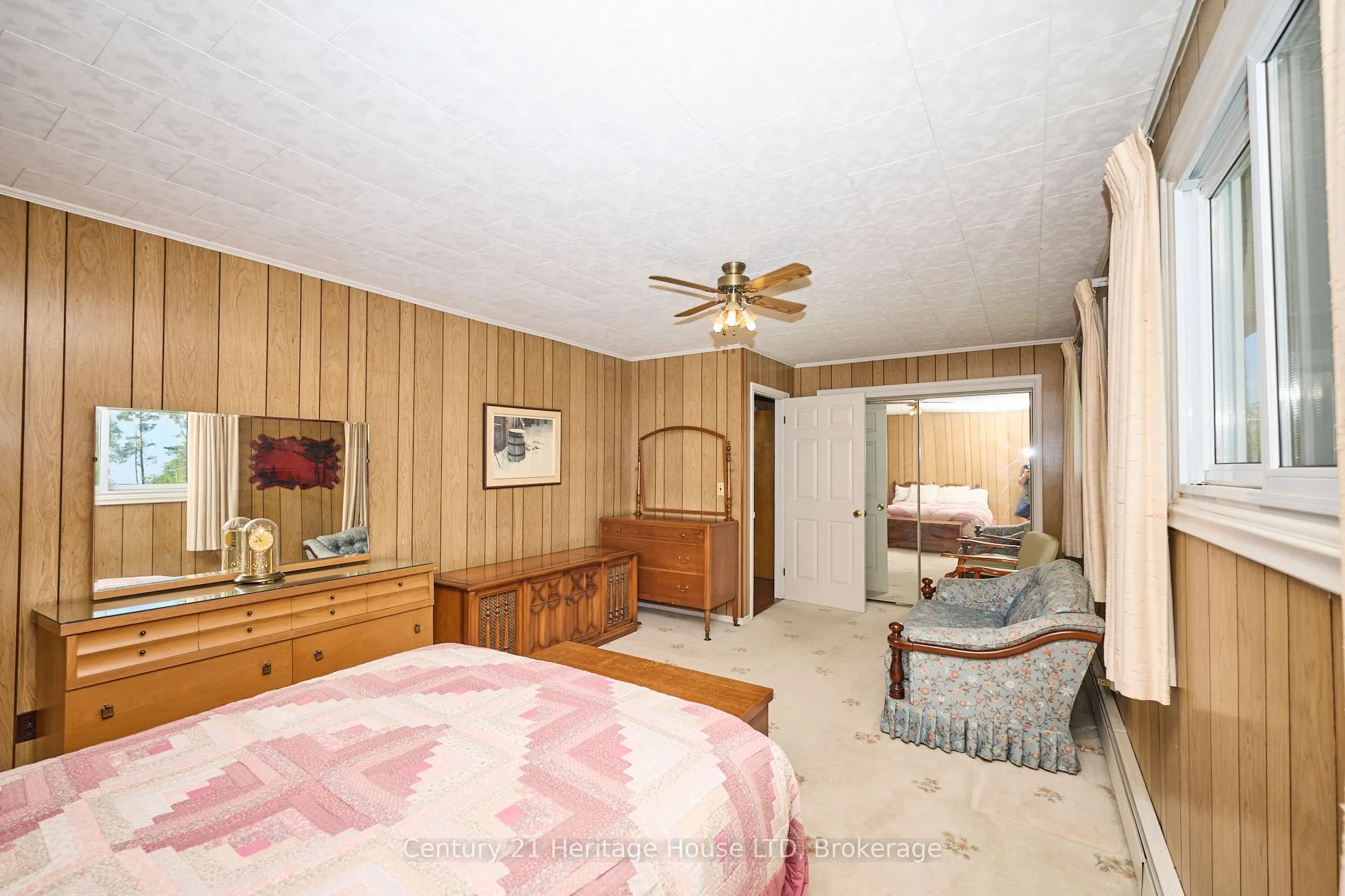 2229 Houck Crescent