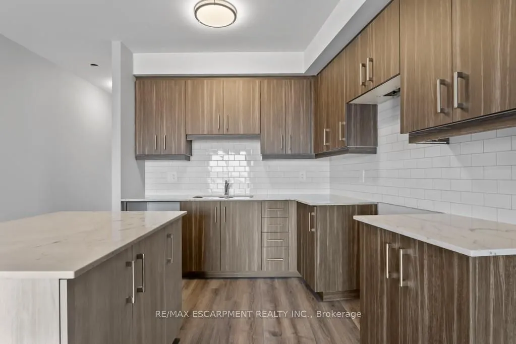 5002 King Street, #309