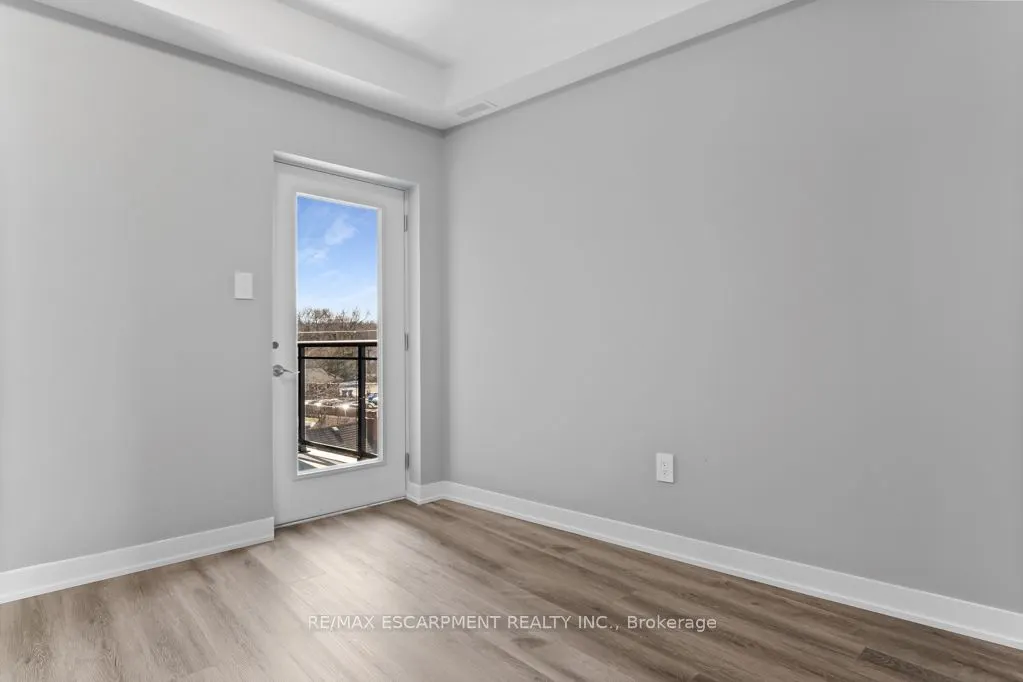 5002 King Street, #309