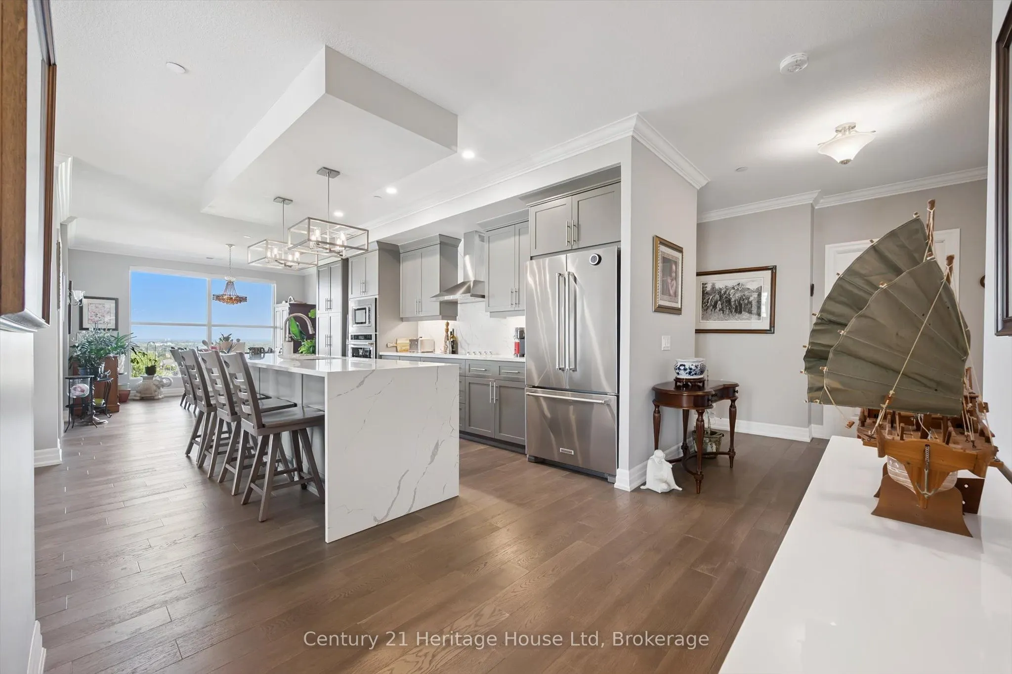 1880 Gordon Street, #705