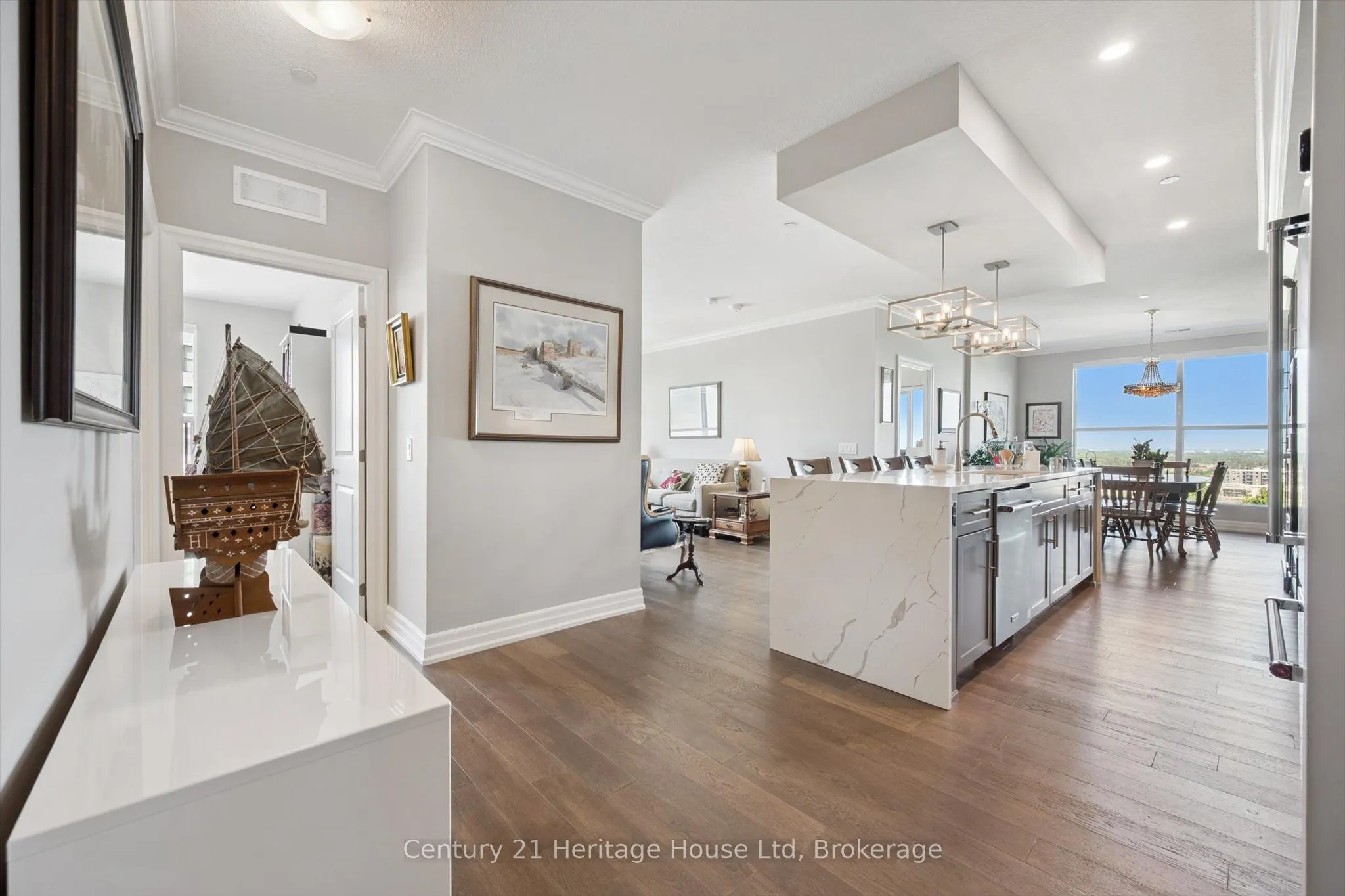 1880 Gordon Street, #705