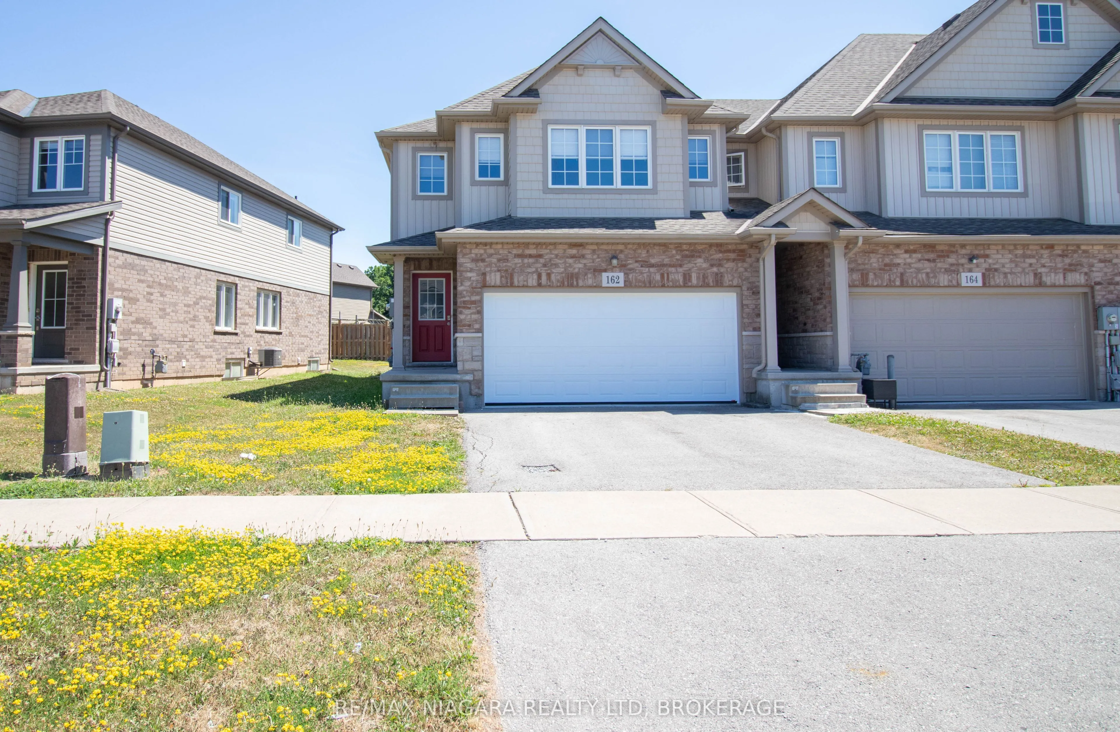 162 Winterberry Boulevard