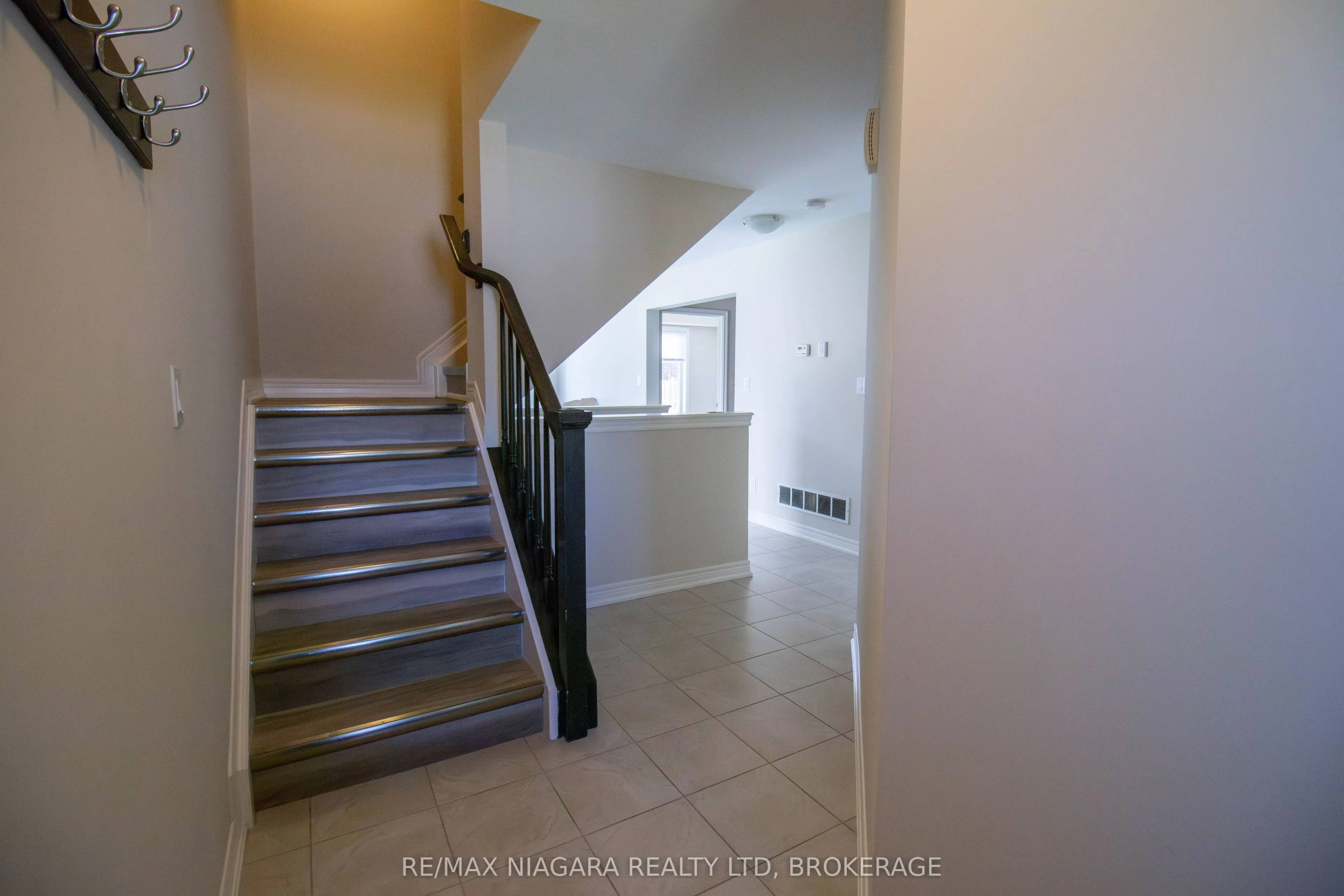 162 Winterberry Boulevard