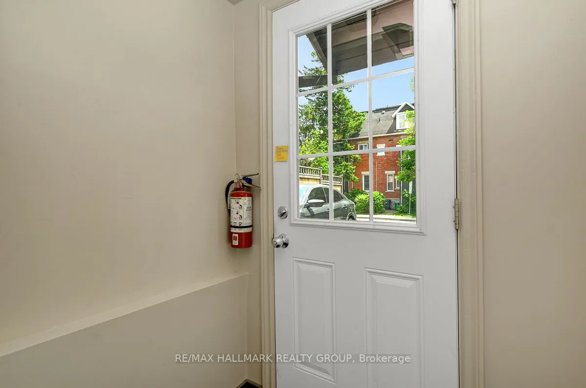 120 Strathcona Avenue