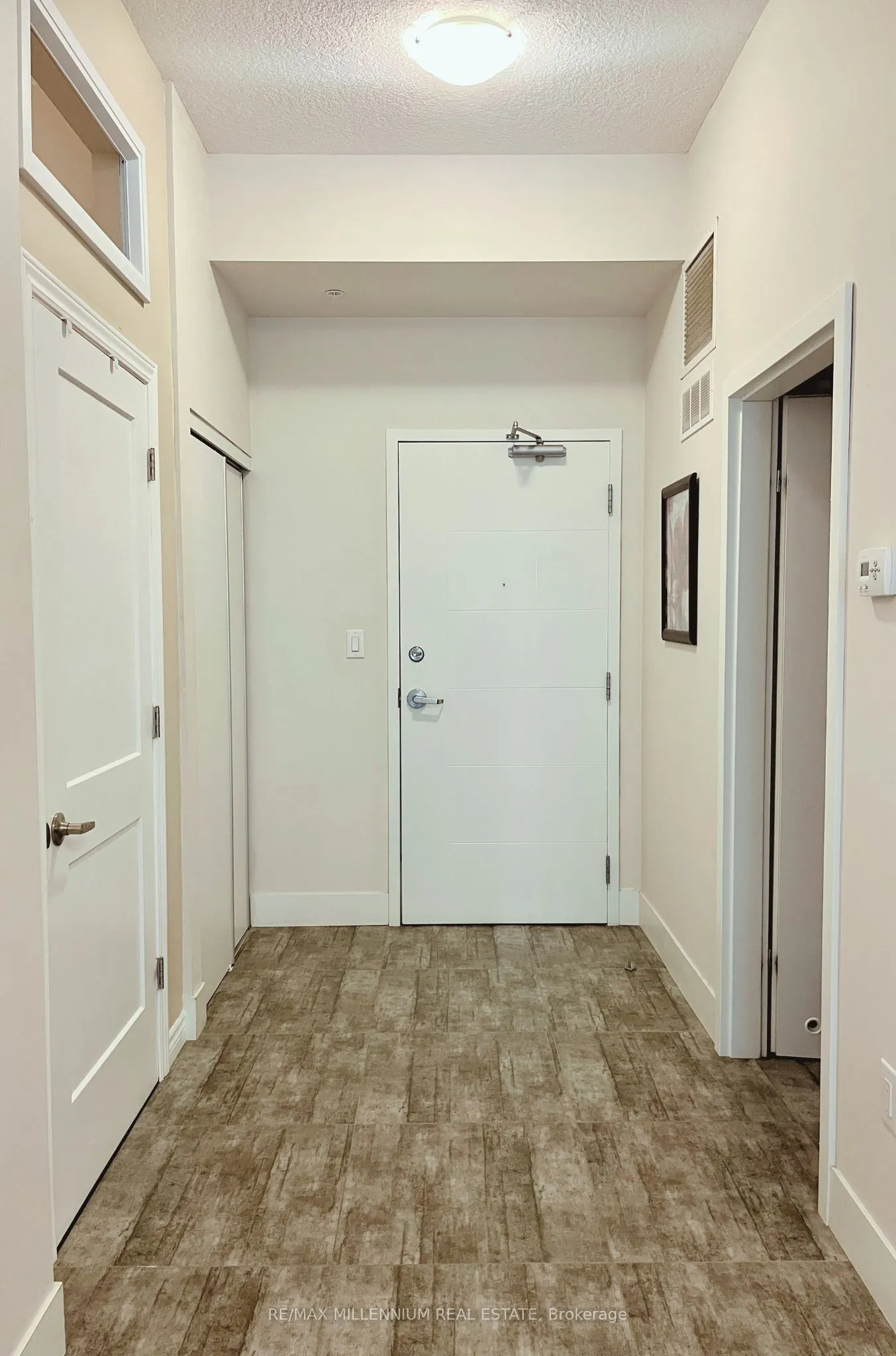 253 Albert Street, #202