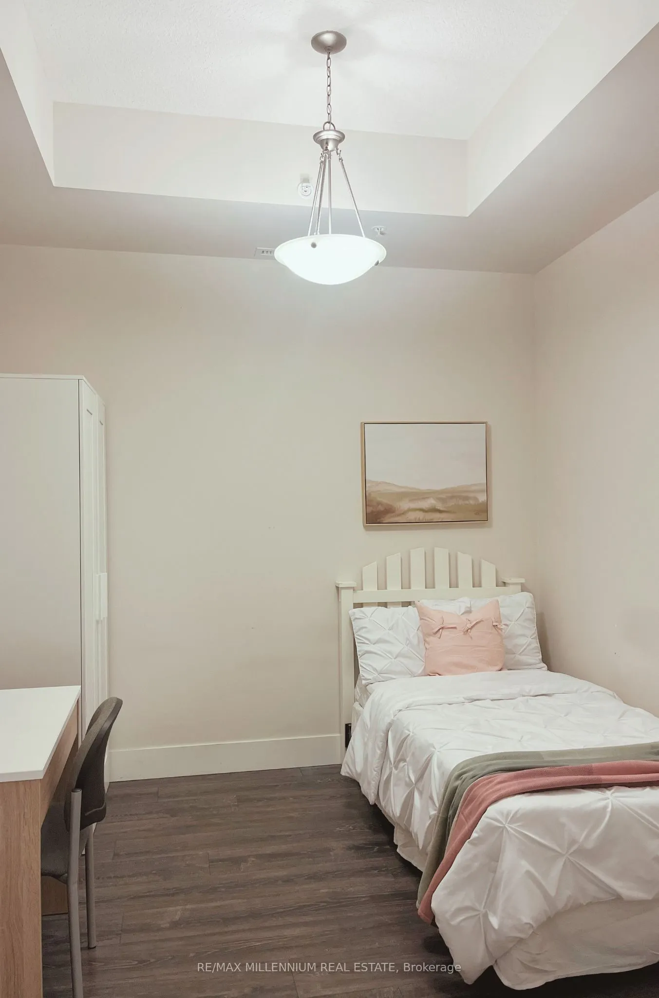 253 Albert Street, #202