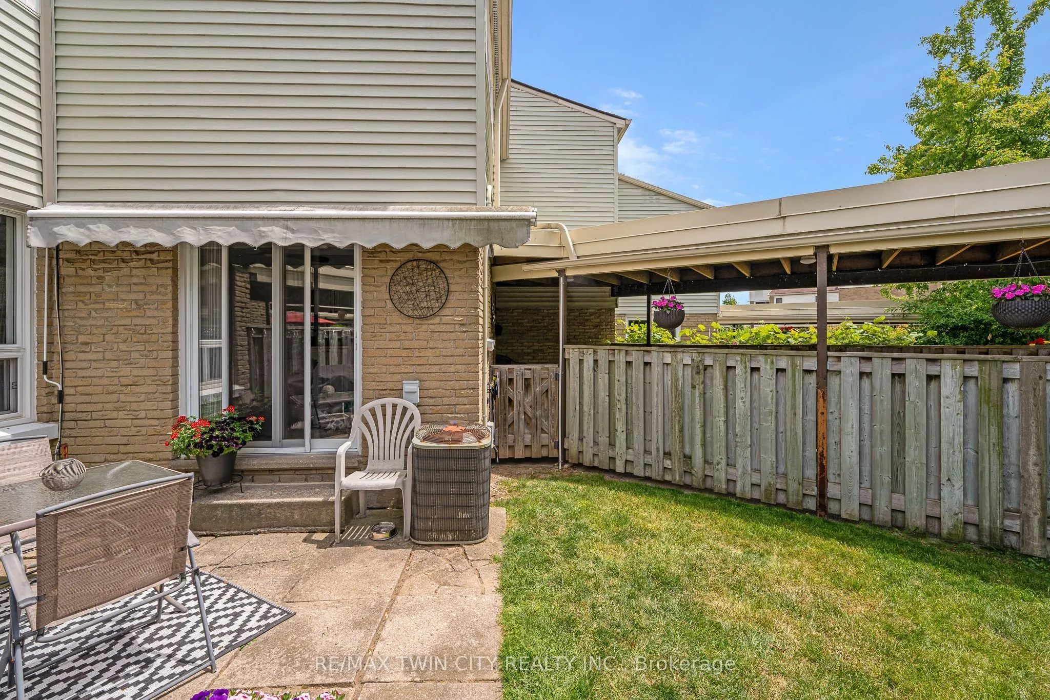 415 Morgan Avenue #15
