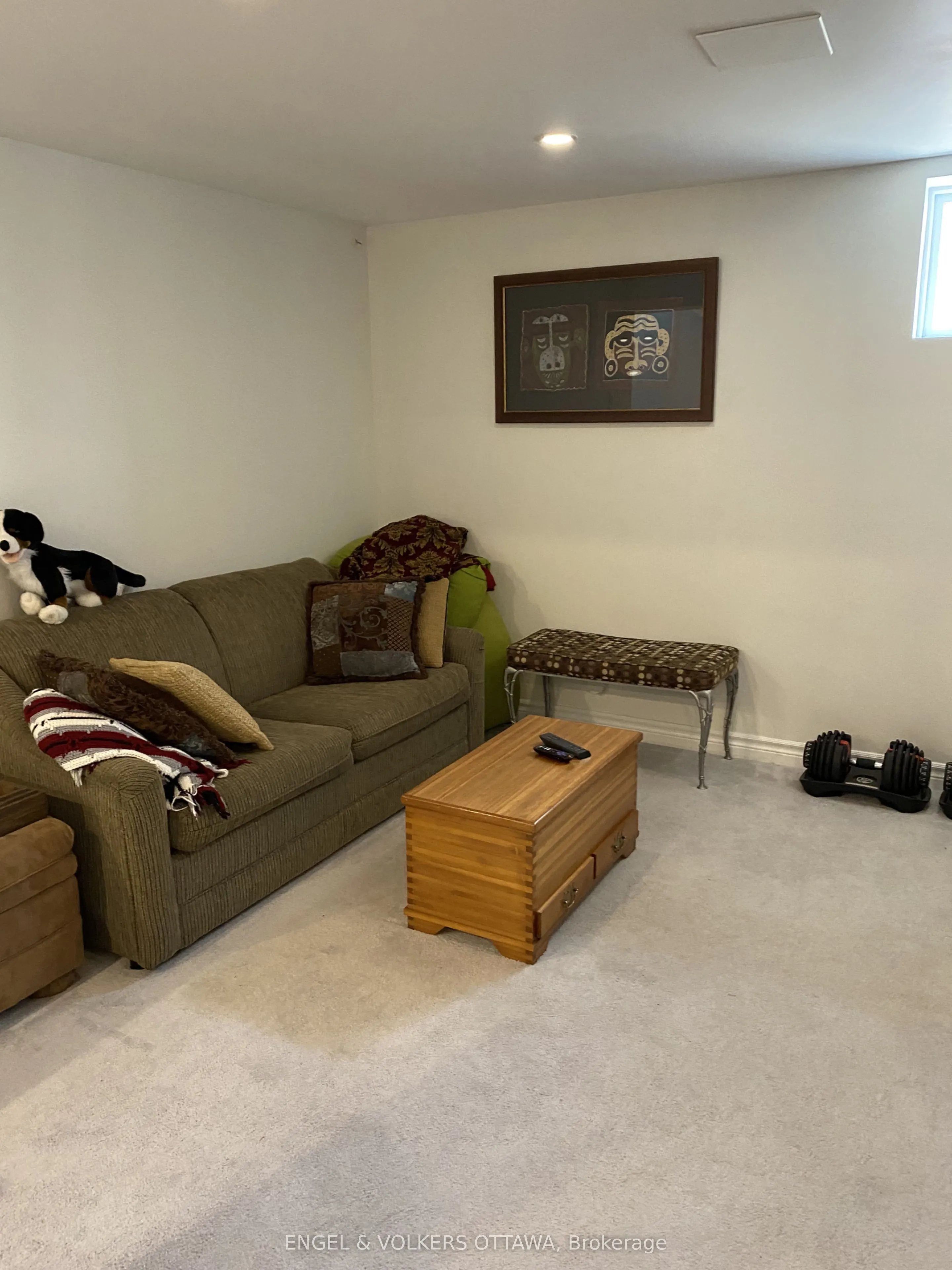5 Murphy Court