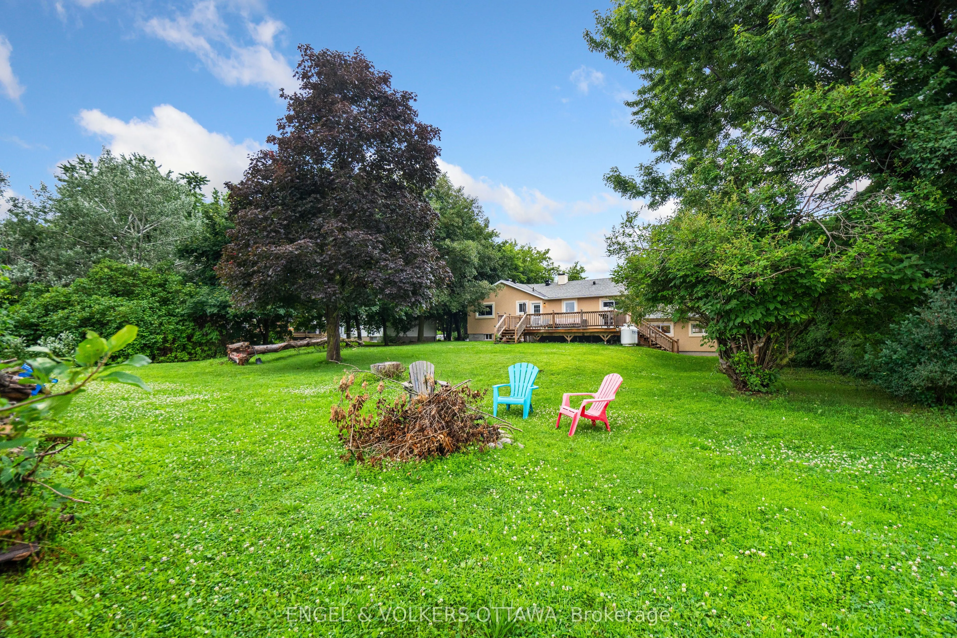 5 Murphy Court