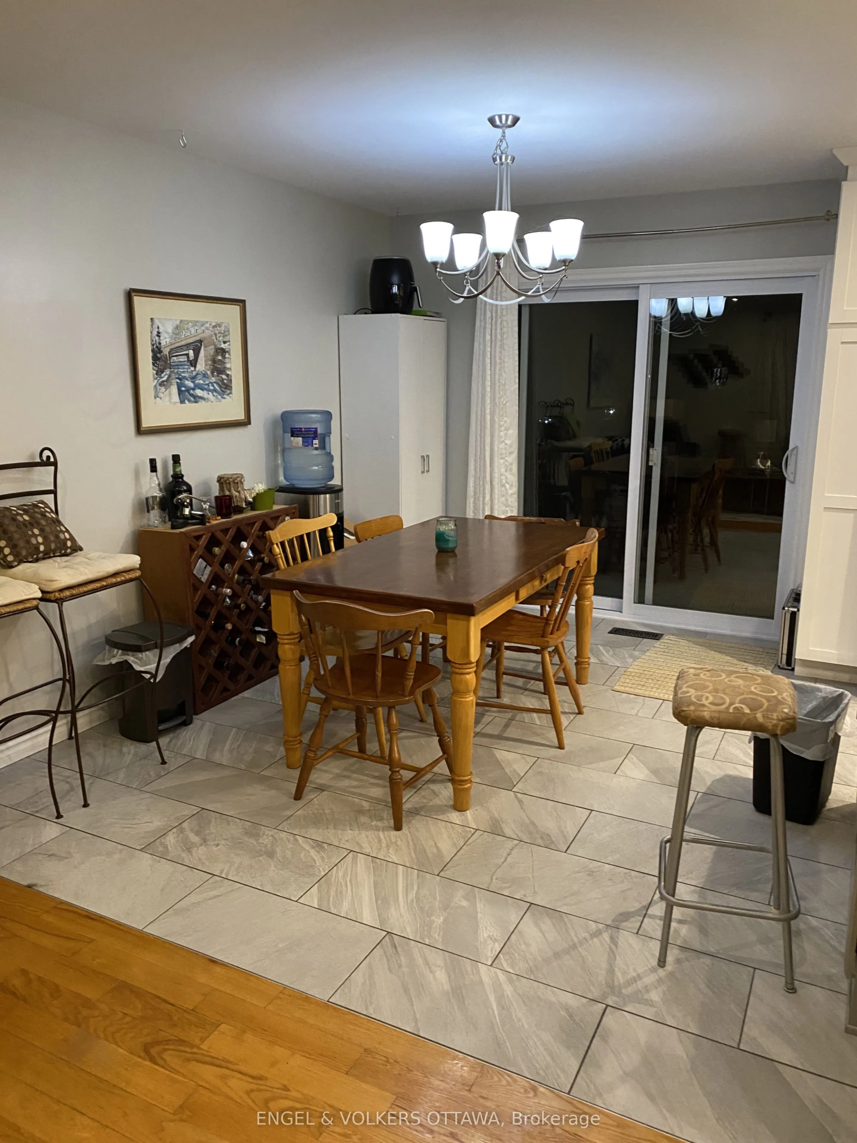 5 Murphy Court
