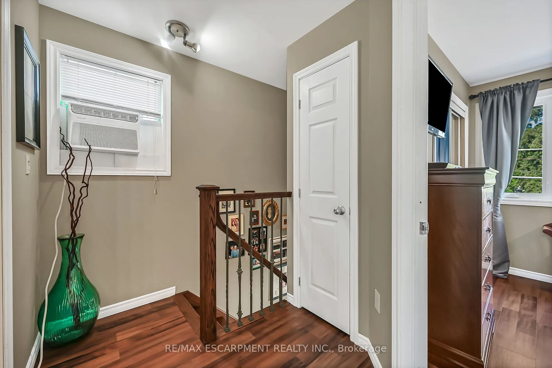 533 Cochrane Road