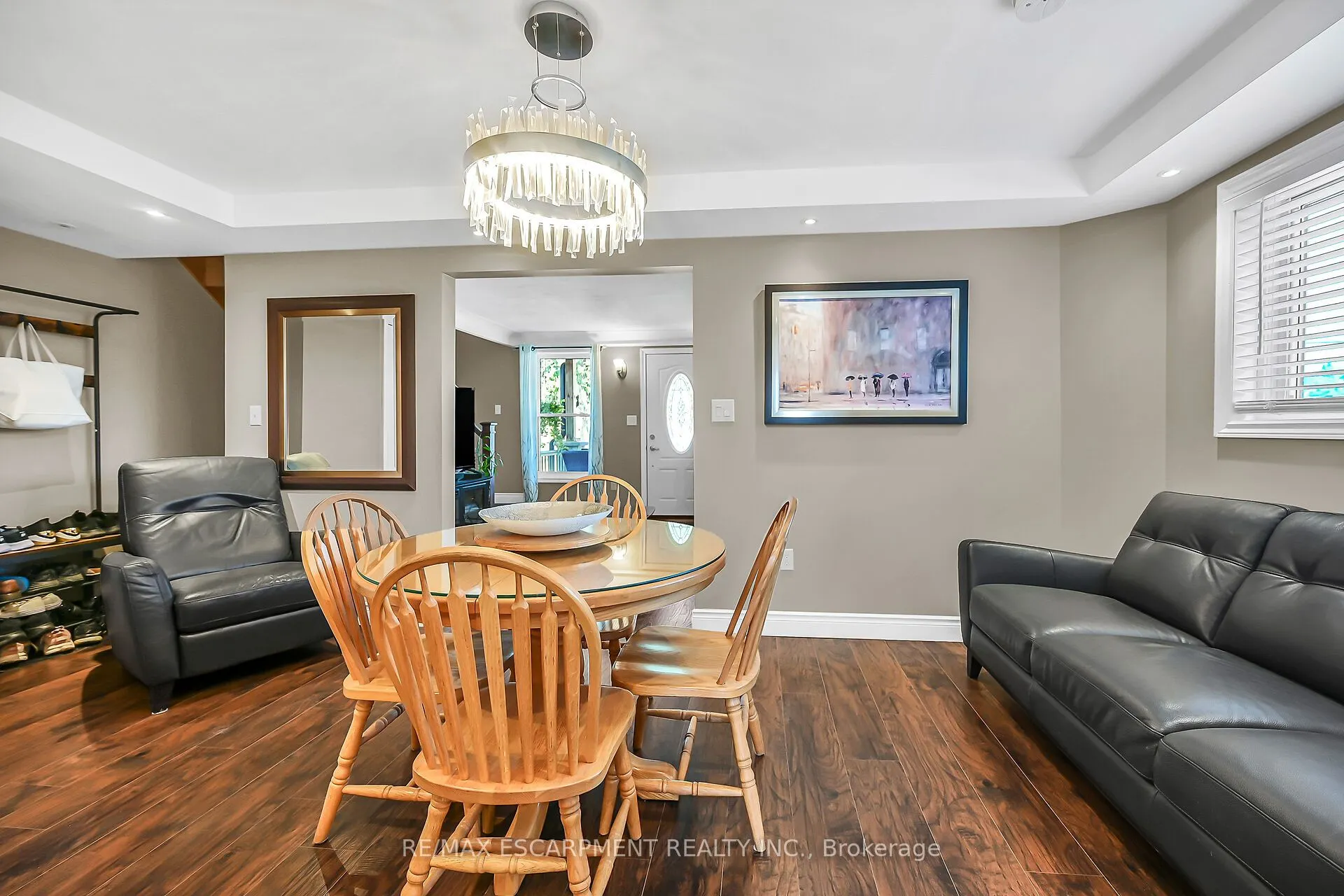 533 Cochrane Road